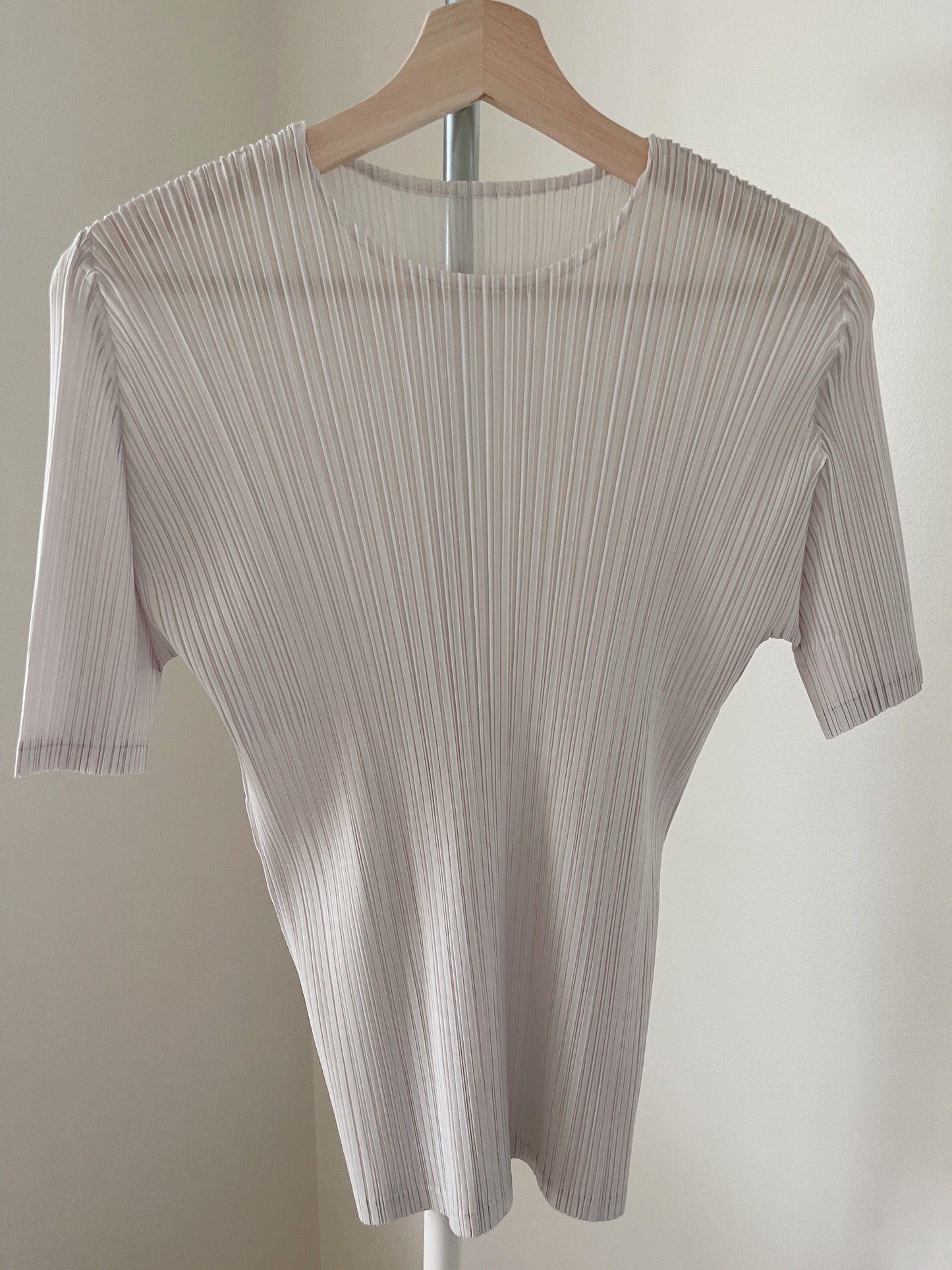 Pleats basic top (pink, gray khaki, ruby, white, black, silver)