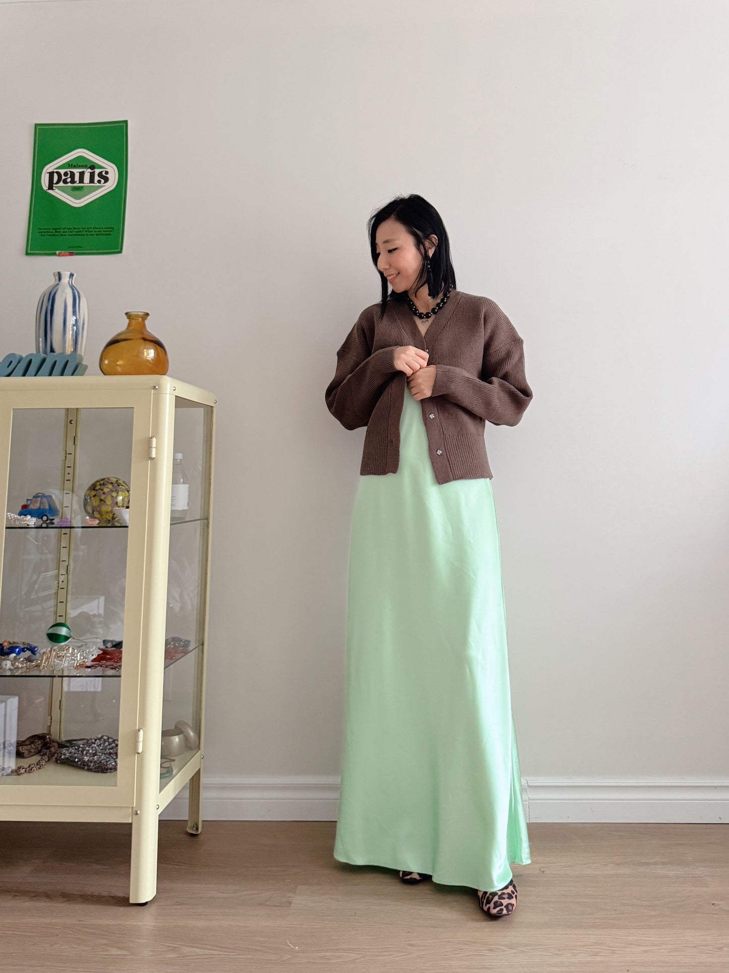 snap button cardigan (light yellow, brown)