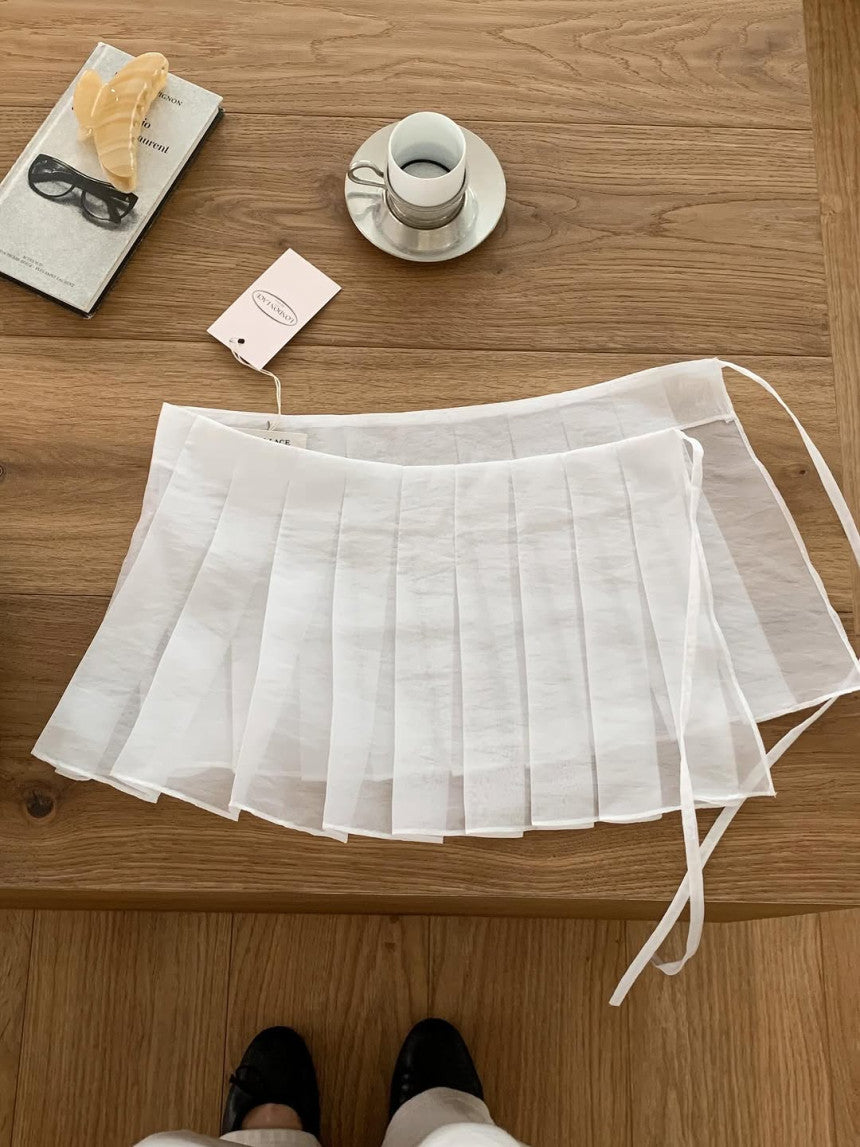 Pleated wrap skirt (navy, ivory)