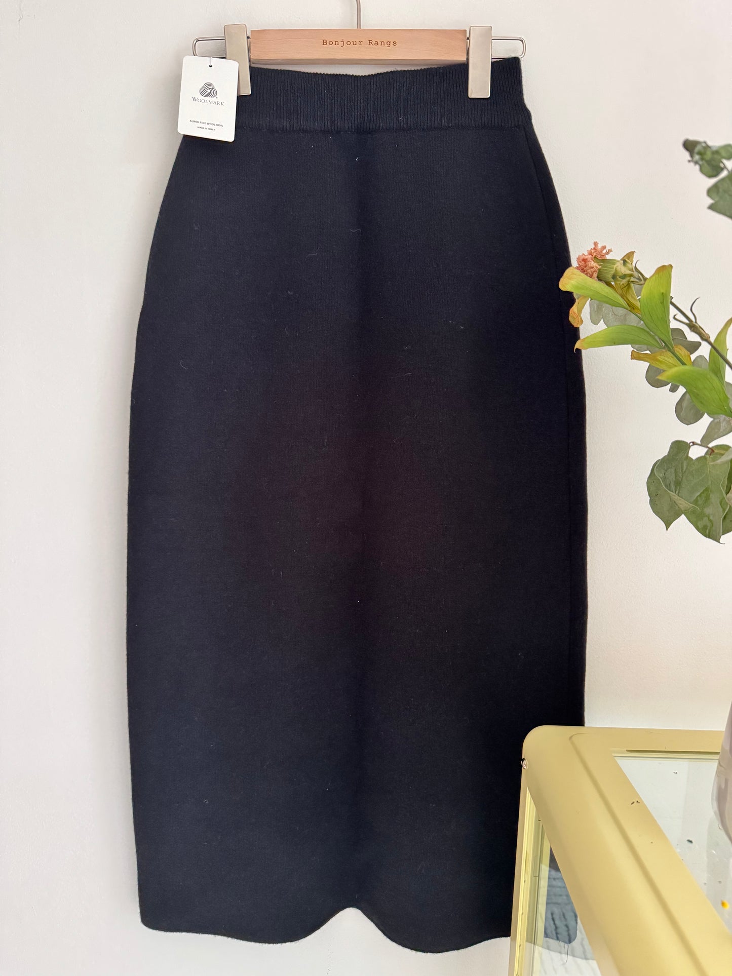 Wool Pencil Skirt (red, black)