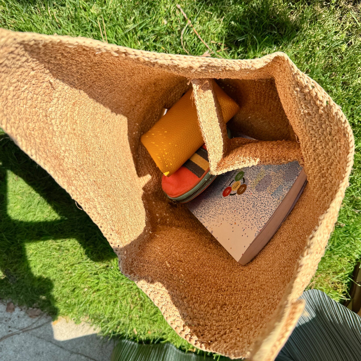 Raffia shoulder bag