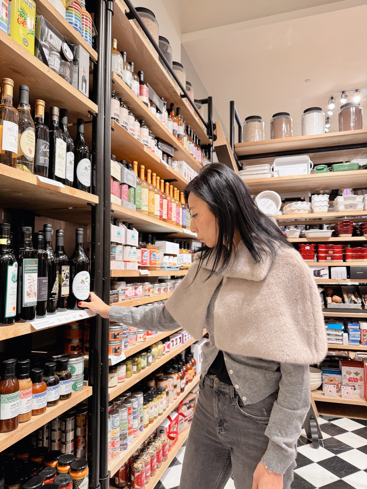 Fur Cape (gray, brown )