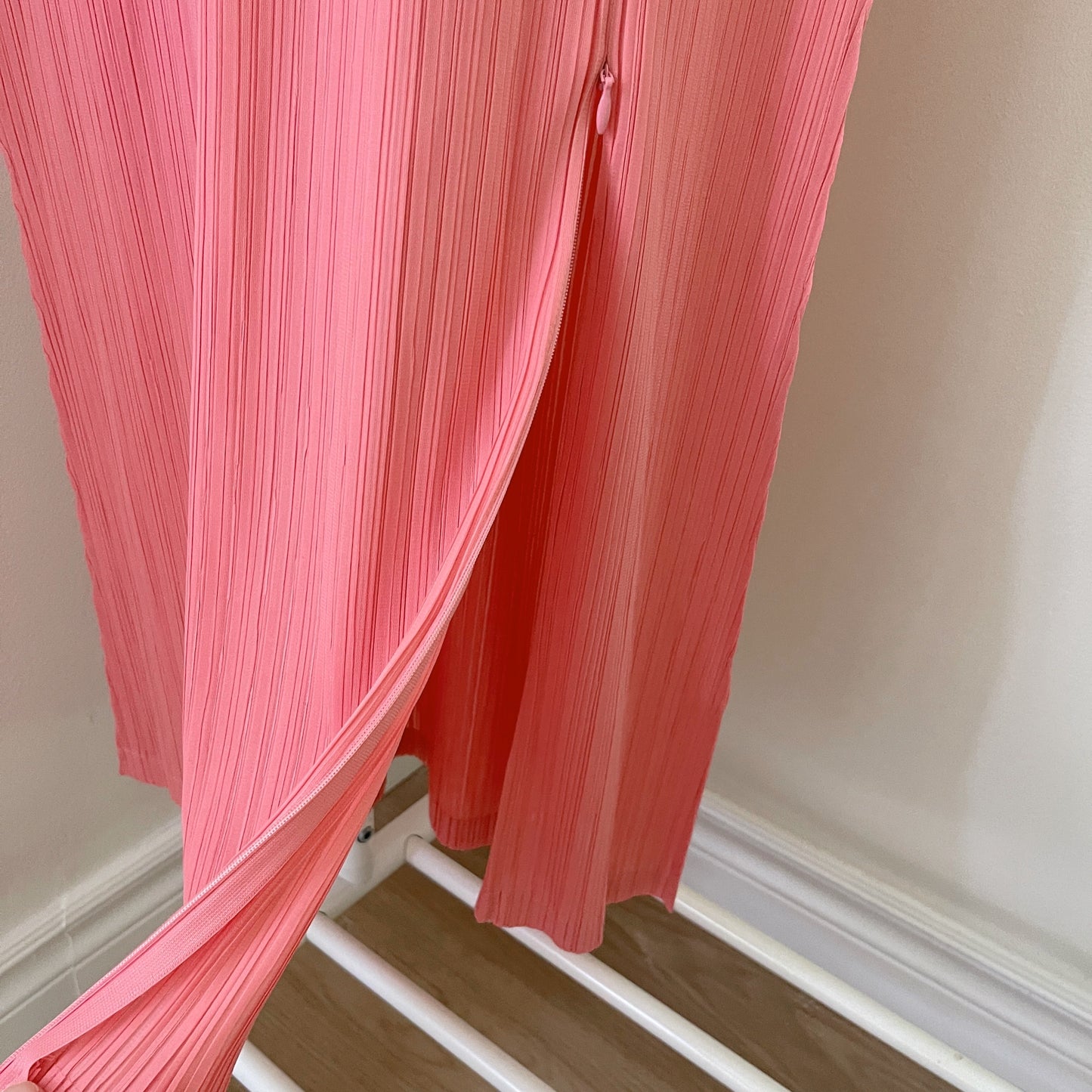 Zipper slit dress (pink, brown, lime, black)