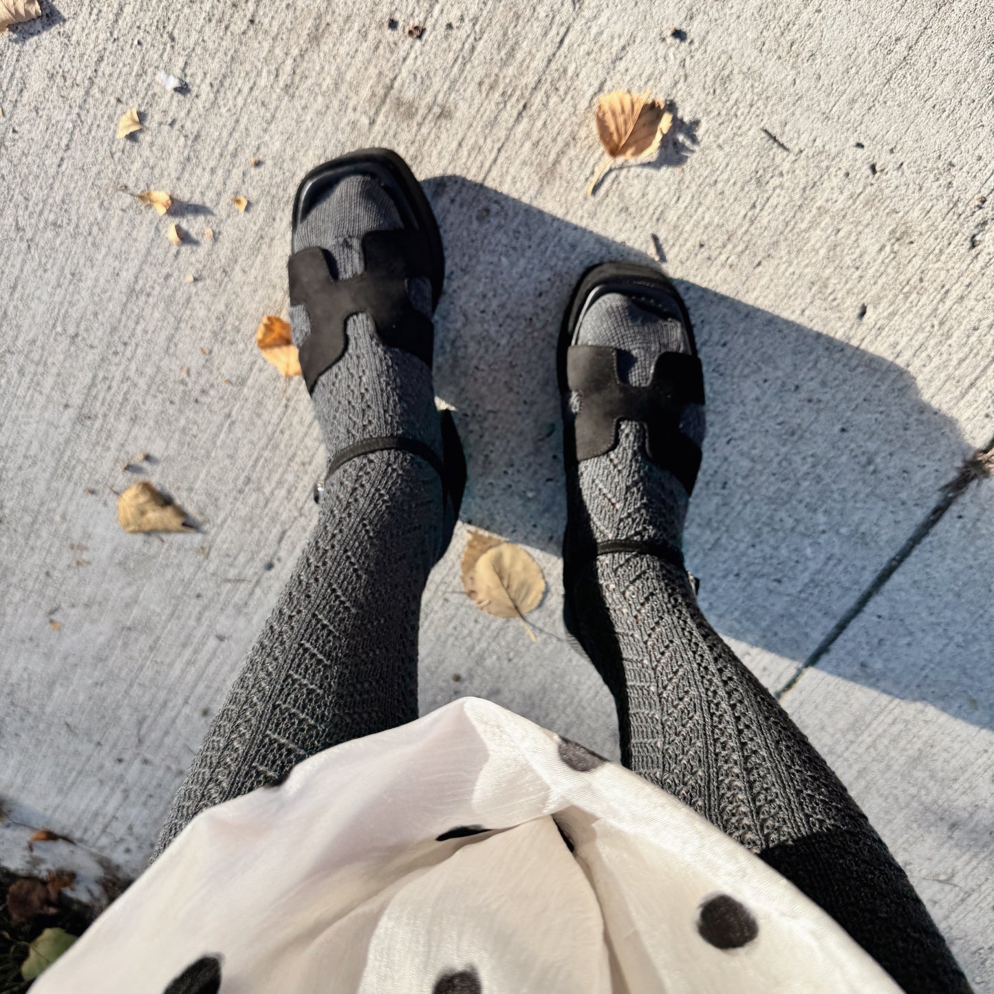 crochet knee socks ( black , gray, charcoal )