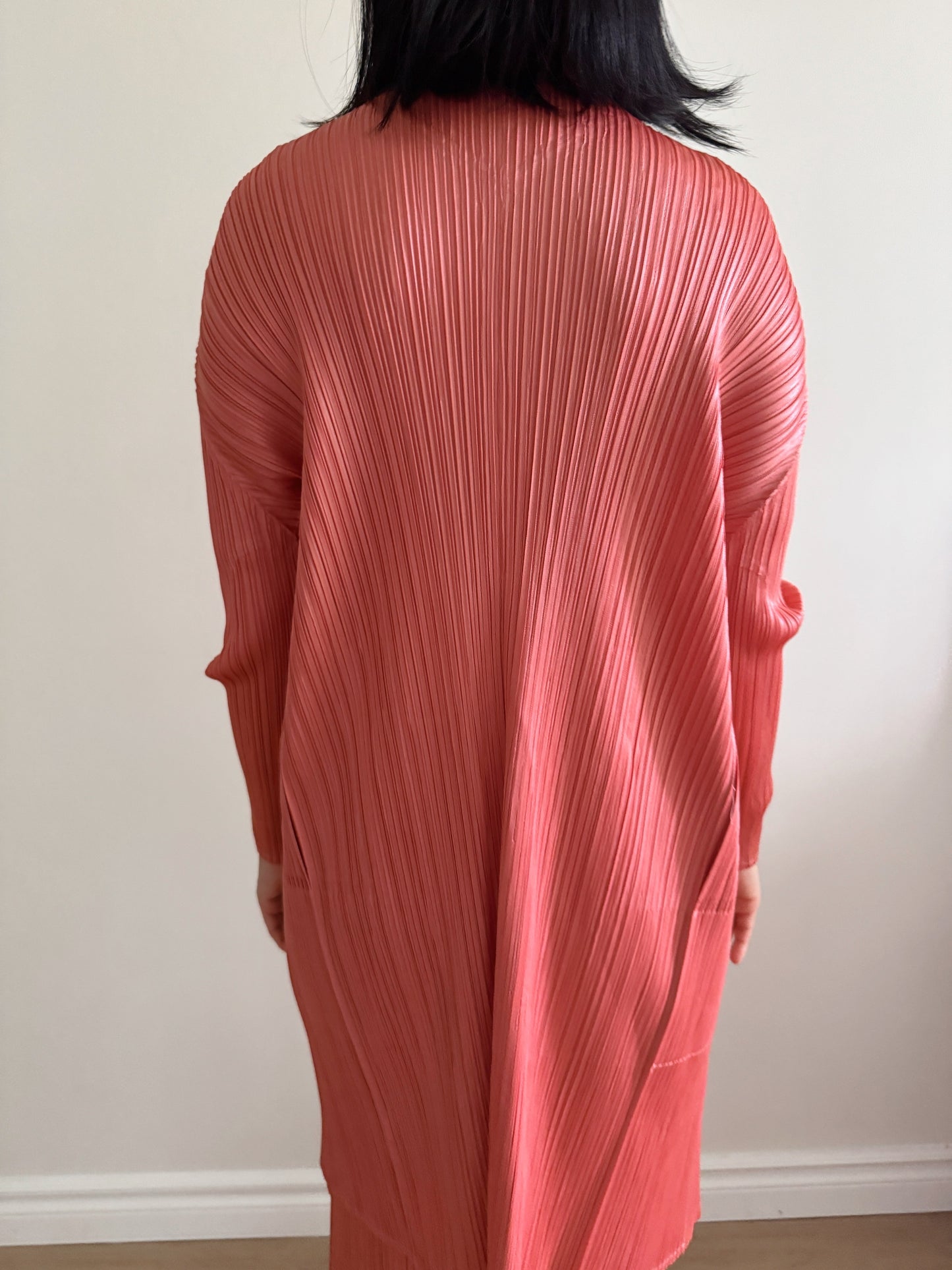 Pleats midi cardigan (ruby, gray khaki)