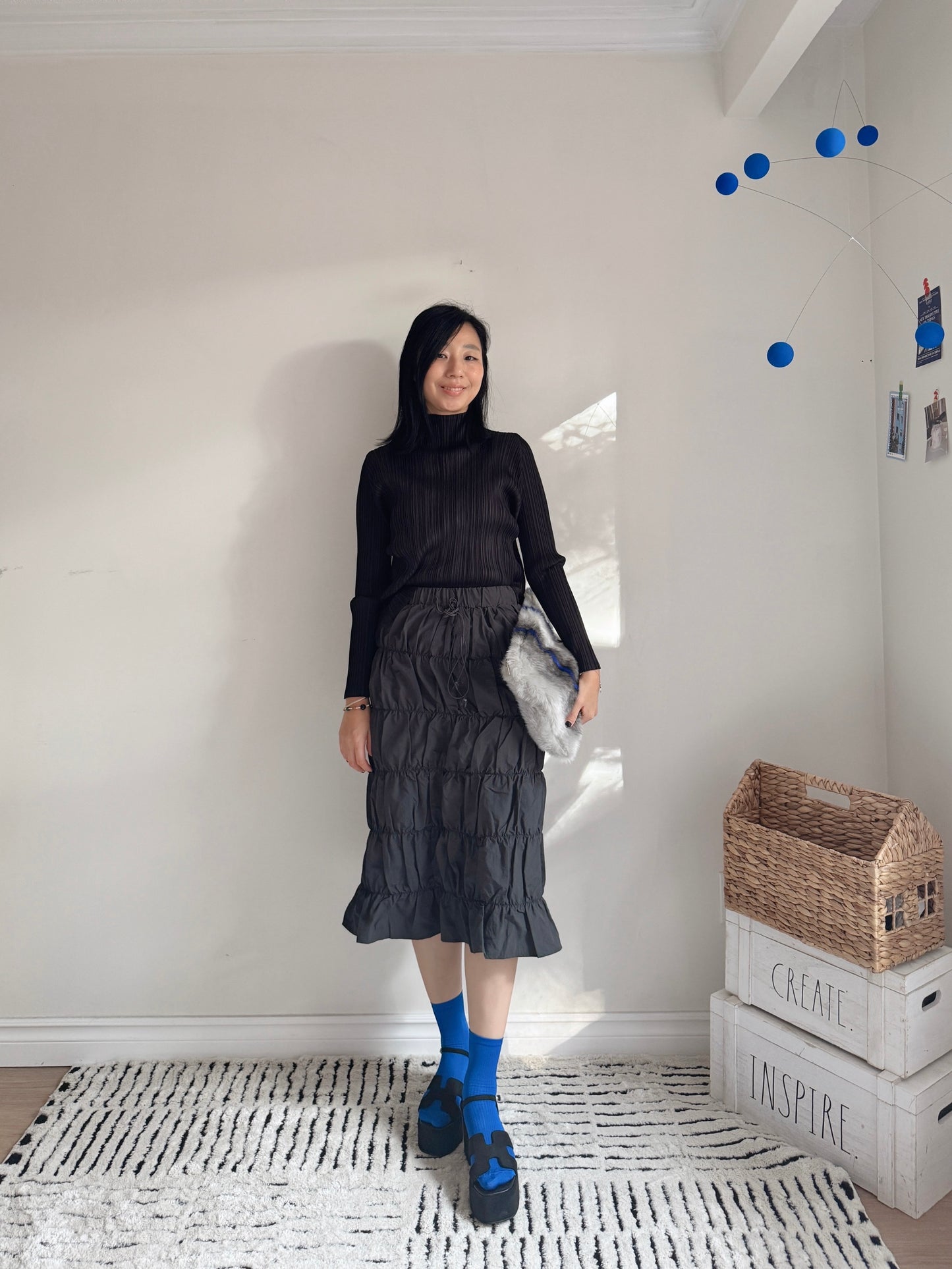 Bubble shirring sk (white, black)