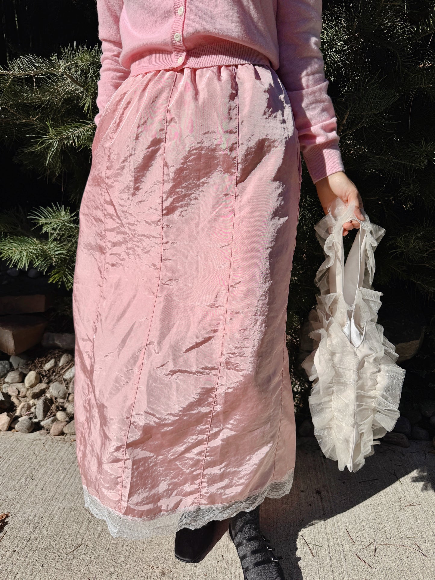 Satin lace skirt (pink, blue)