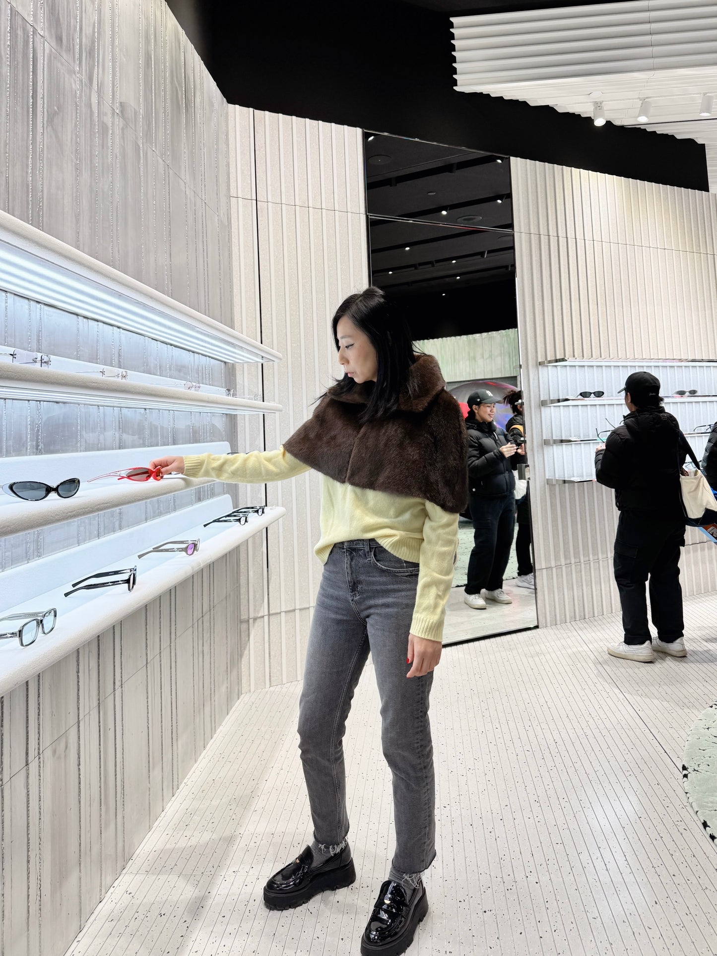 Fur Cape (gray, brown )