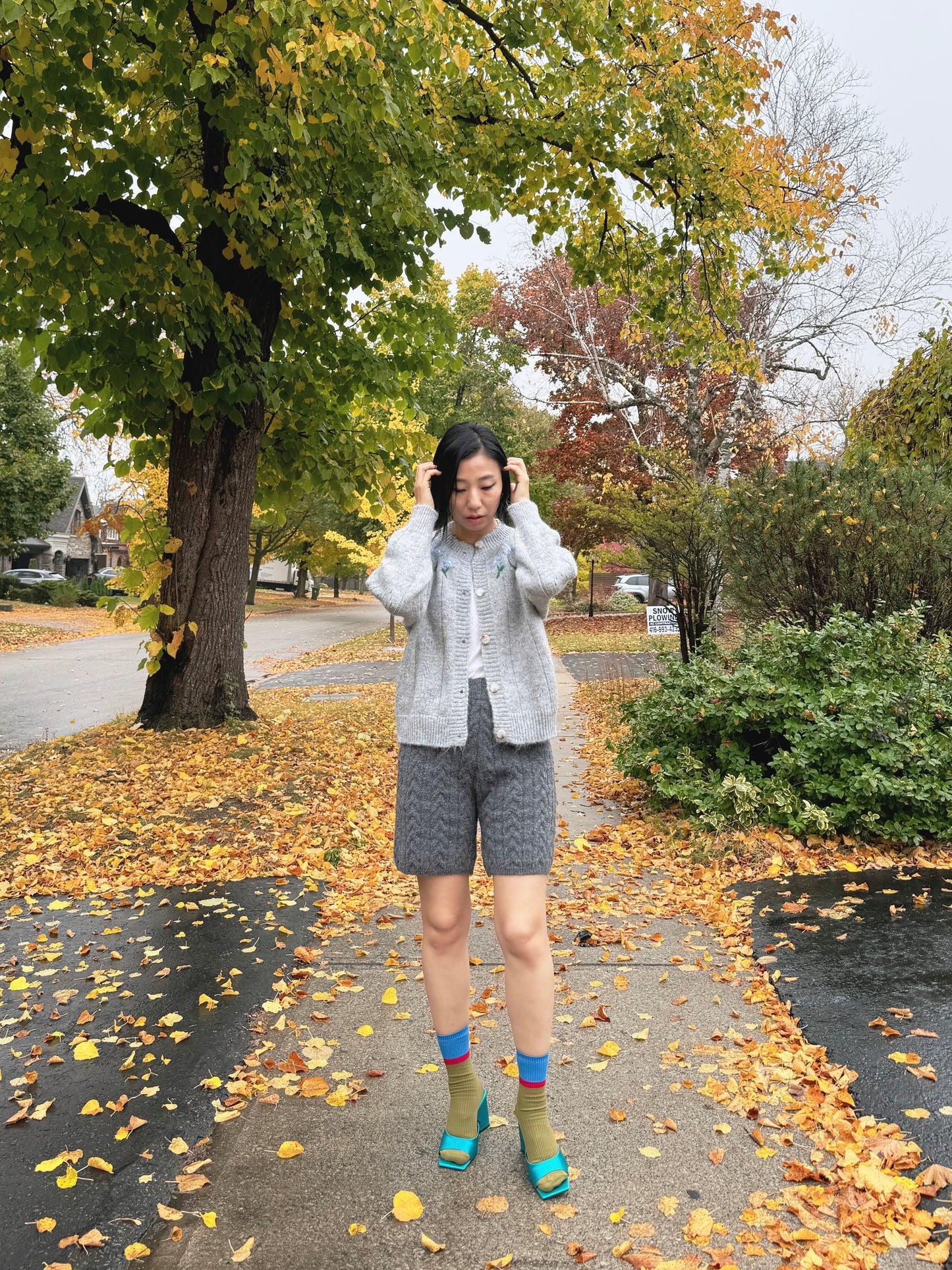 Vintage flower cardigan (grey,yellow,brown)