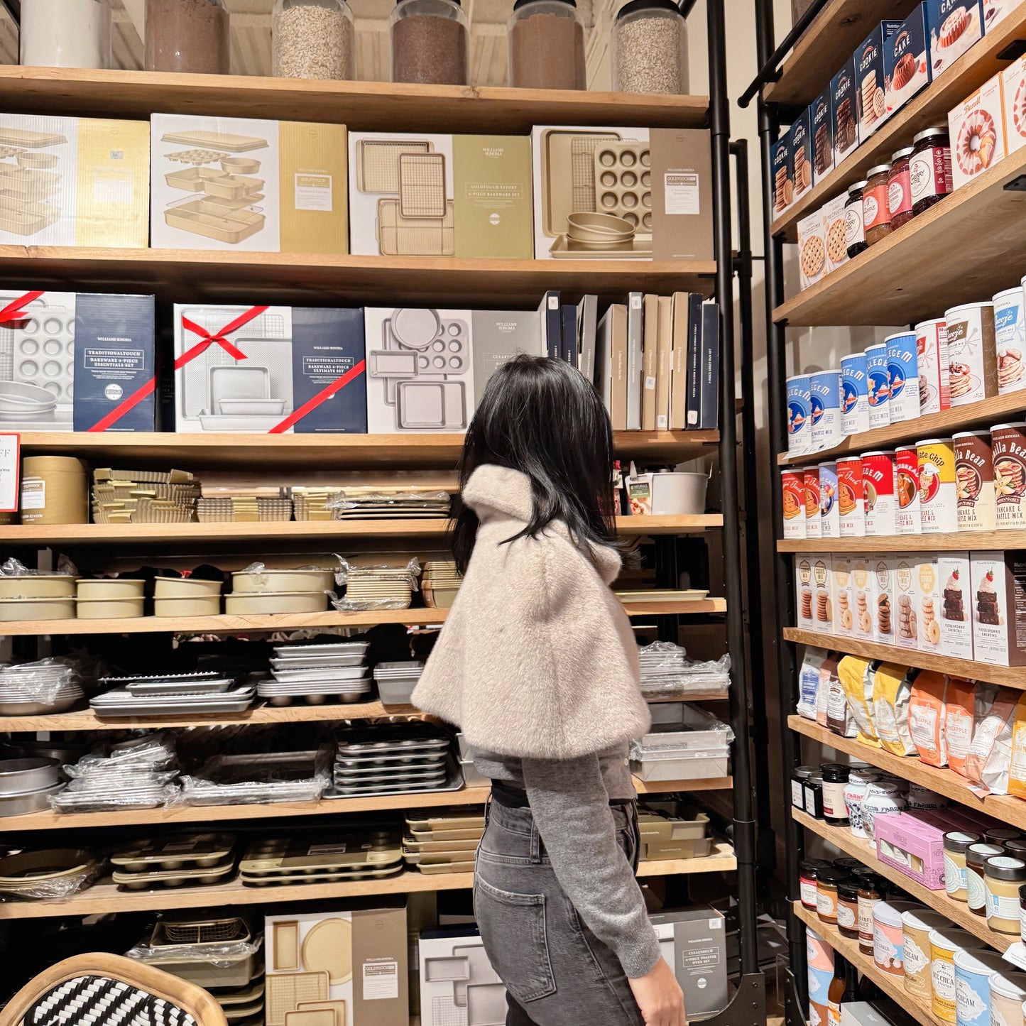 Fur Cape (gray, brown )