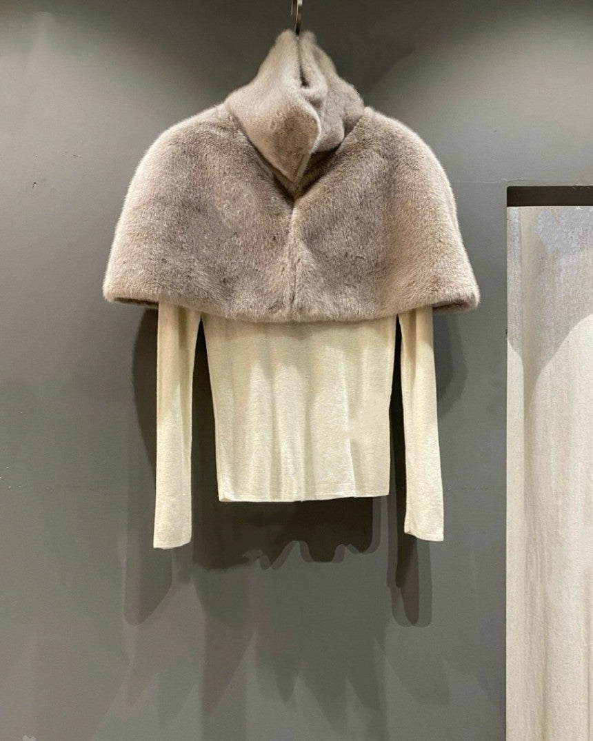 Fur Cape (gray, brown )