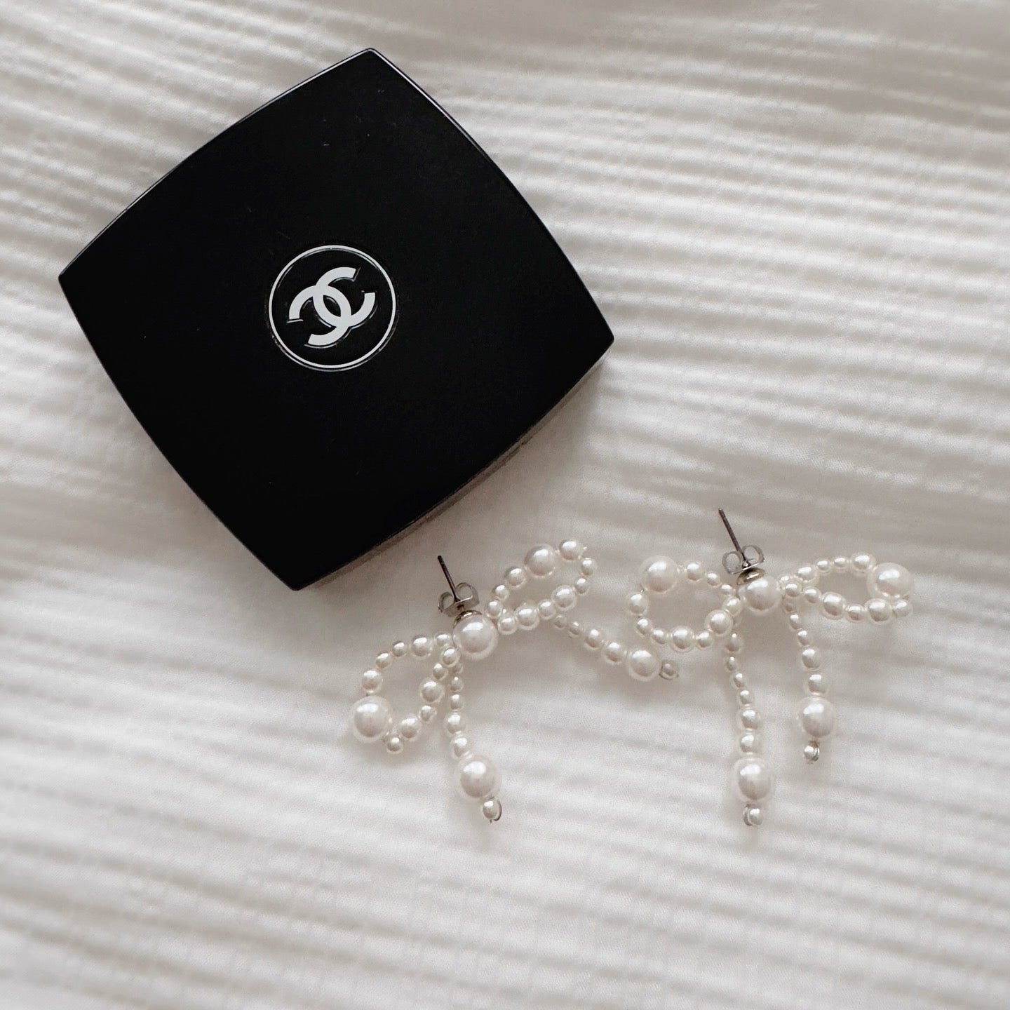 Pearl Bow Earrings