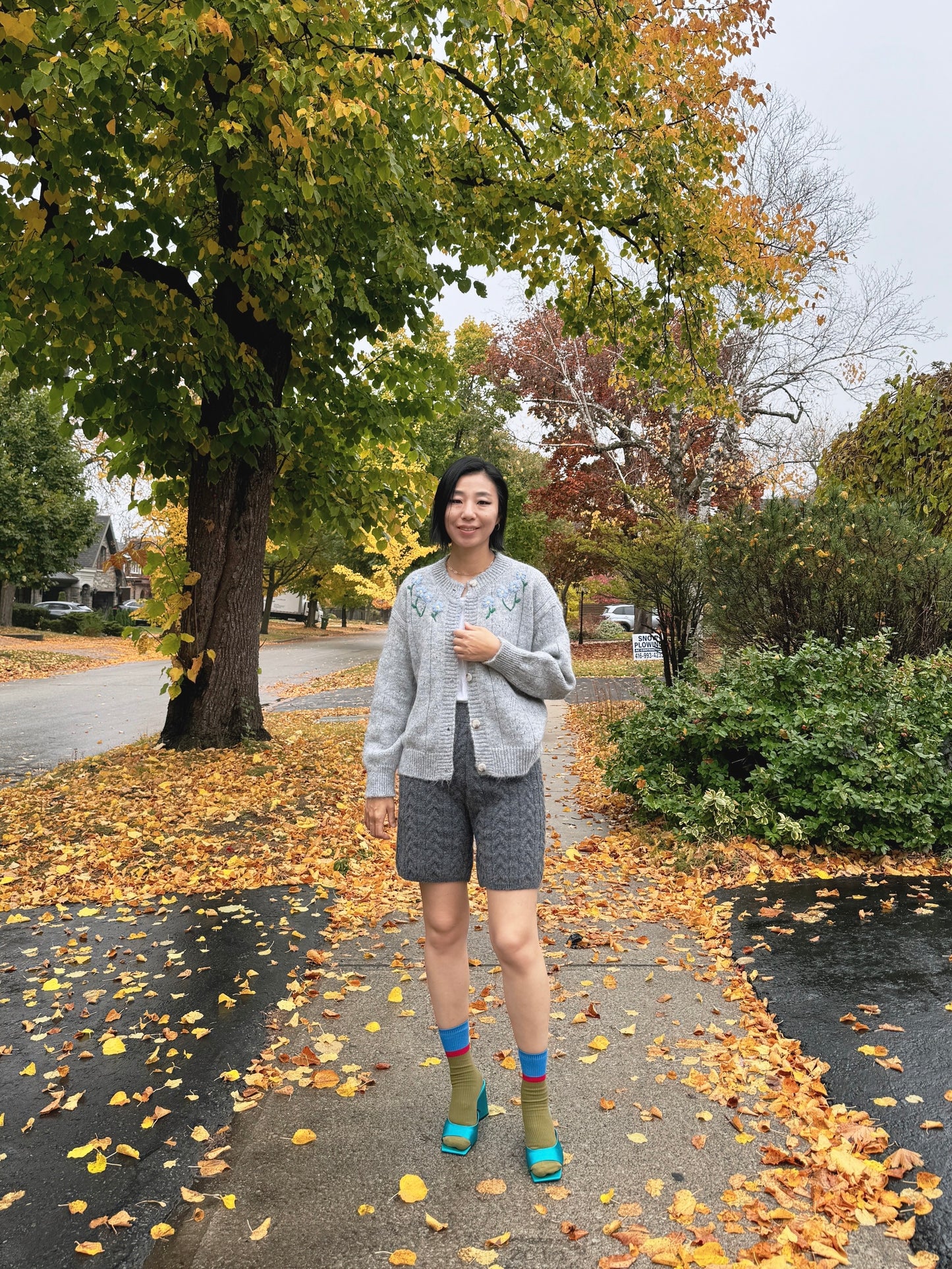 Vintage flower cardigan (grey,yellow,brown)