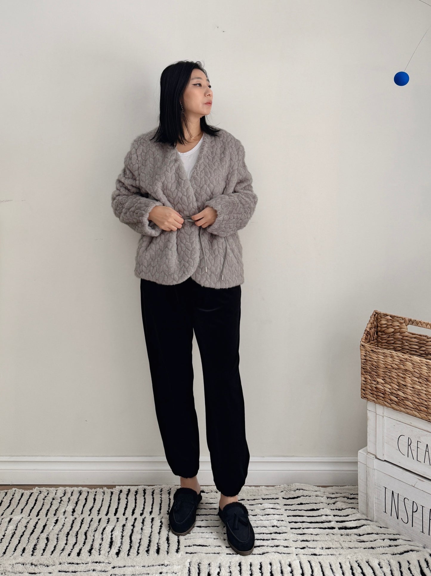 Misty mood faux fur jacket ( ivory, gray, brown)