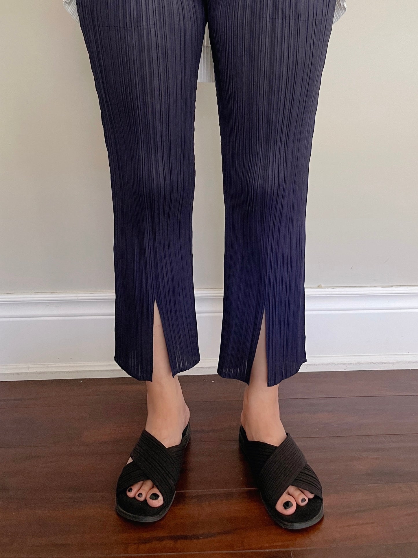 Pleats front slit pants (brown, navy)