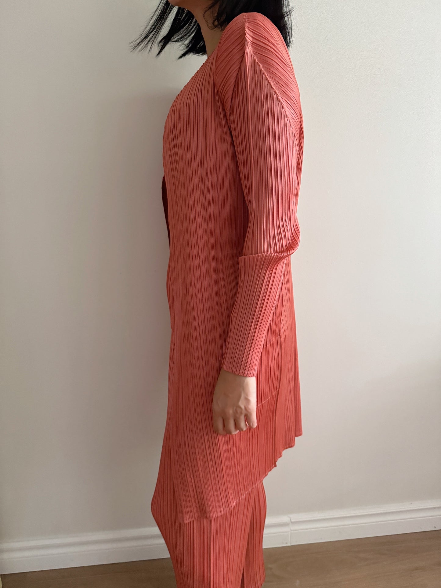 Pleats midi cardigan (ruby, gray khaki)