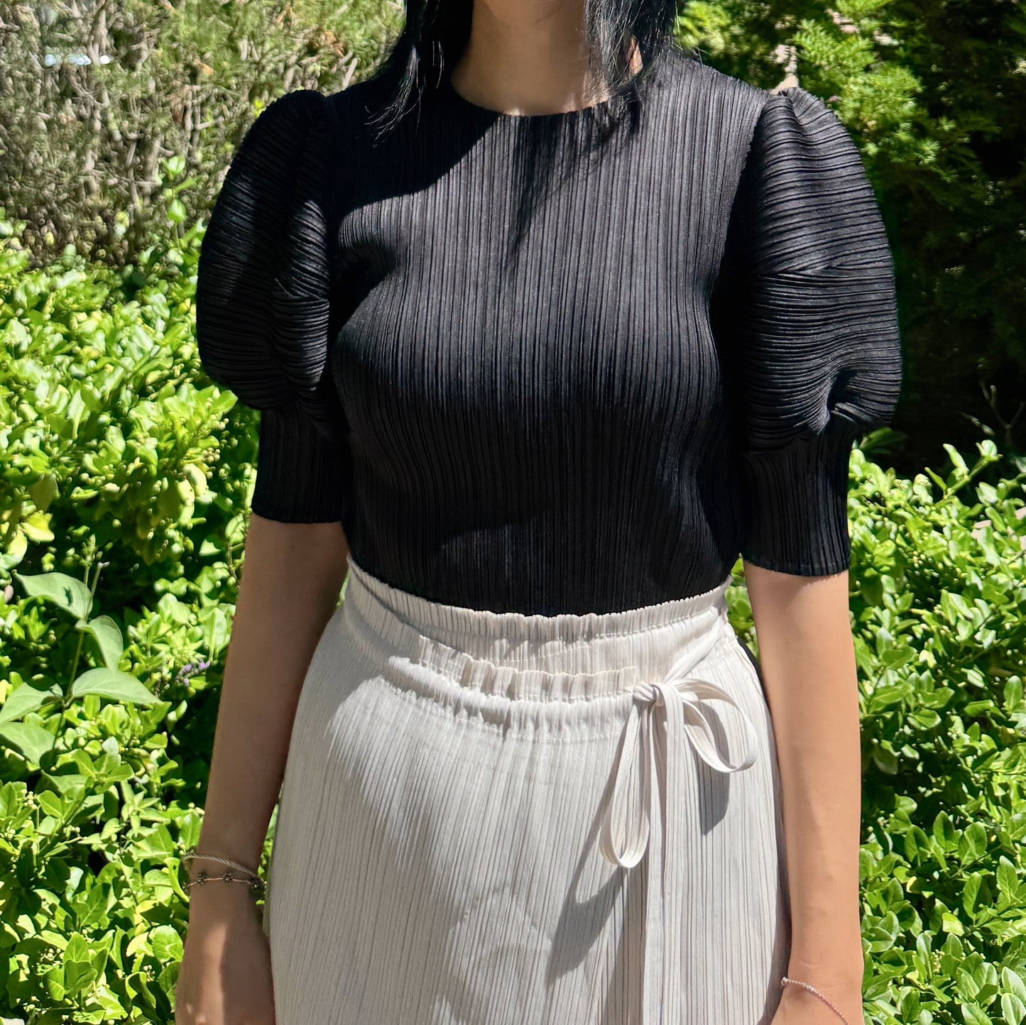Pleats puff sleeves   (pink,yellow,black)
