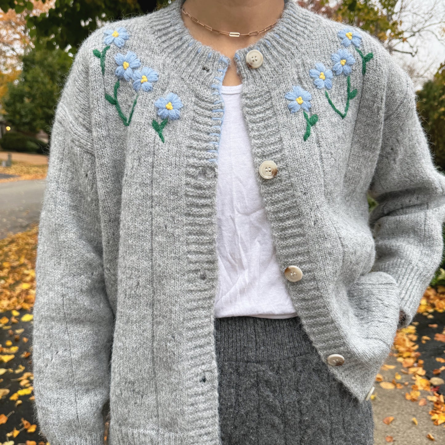 Vintage flower cardigan (grey,yellow,brown)