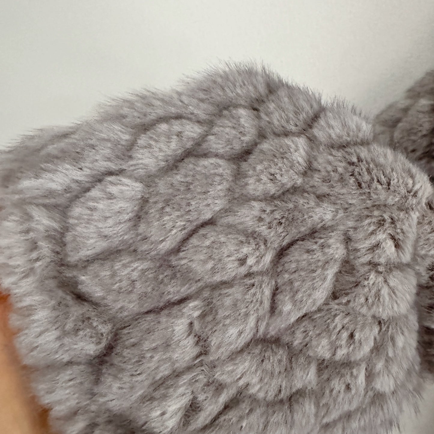 Misty mood faux fur jacket ( ivory, gray, brown)