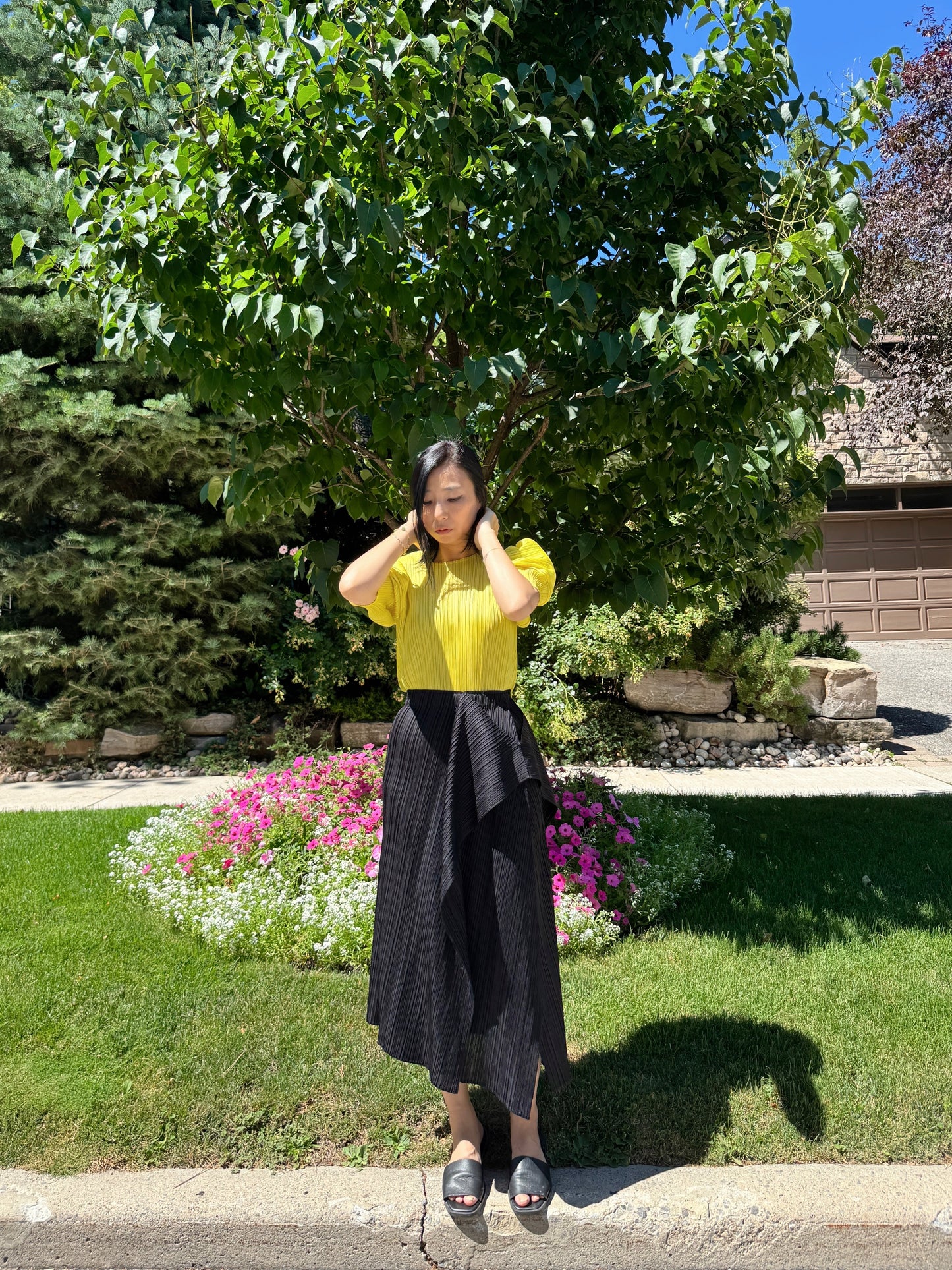Pleats puff sleeves   (pink,yellow,black)