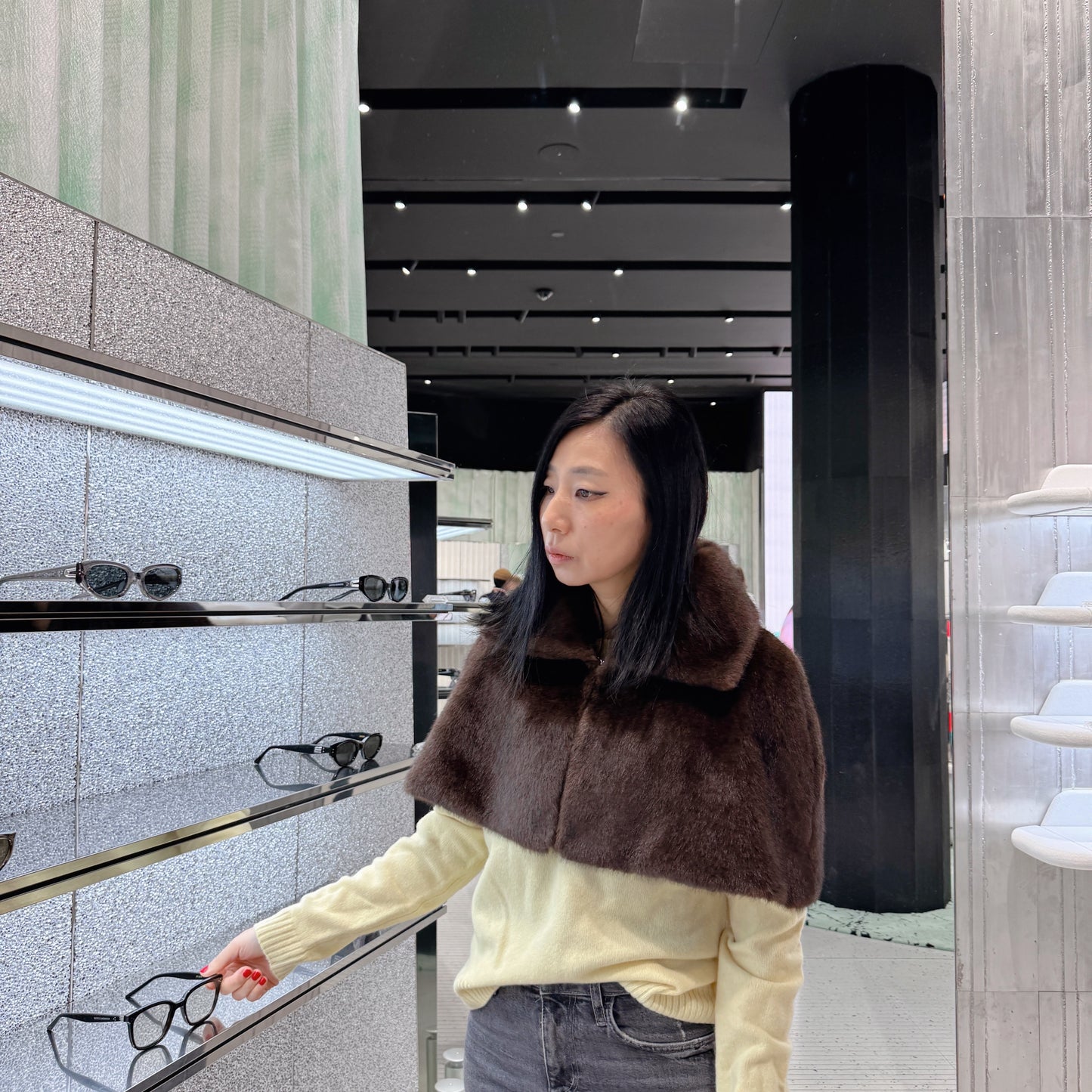 Fur Cape (gray, brown )