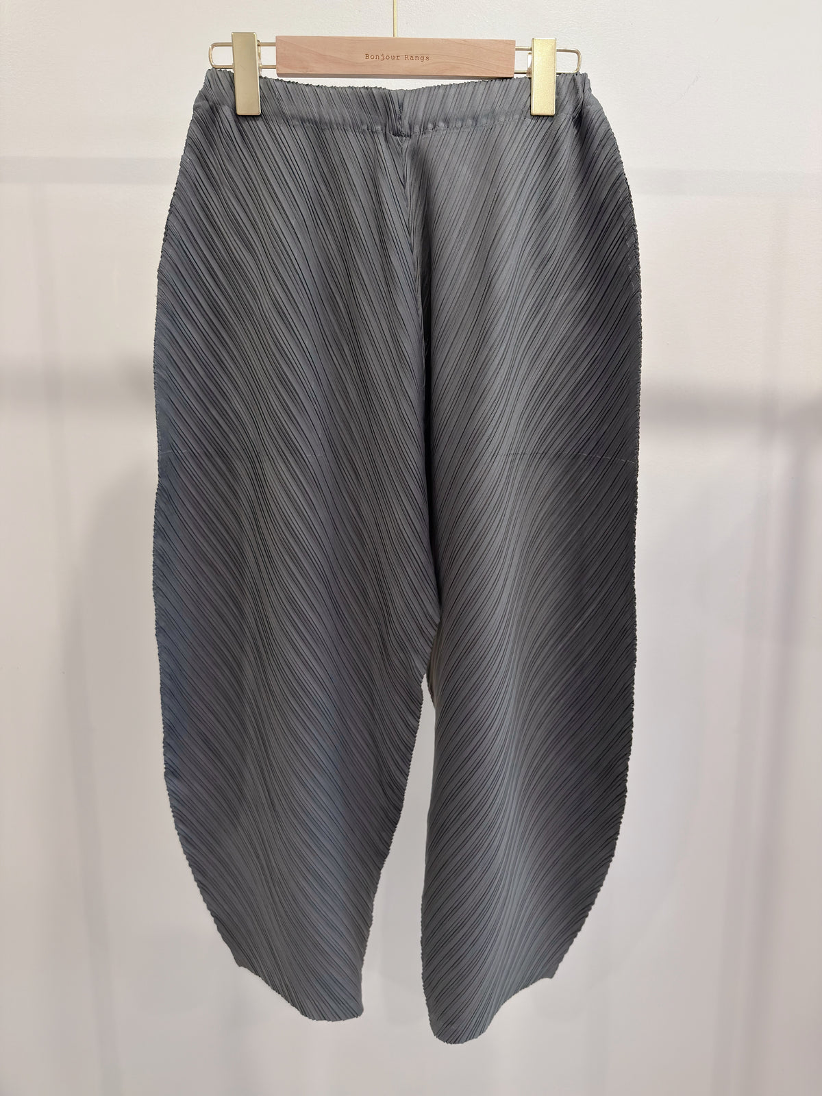 Pleated Draped Balloon Pants (black, brown, gray)