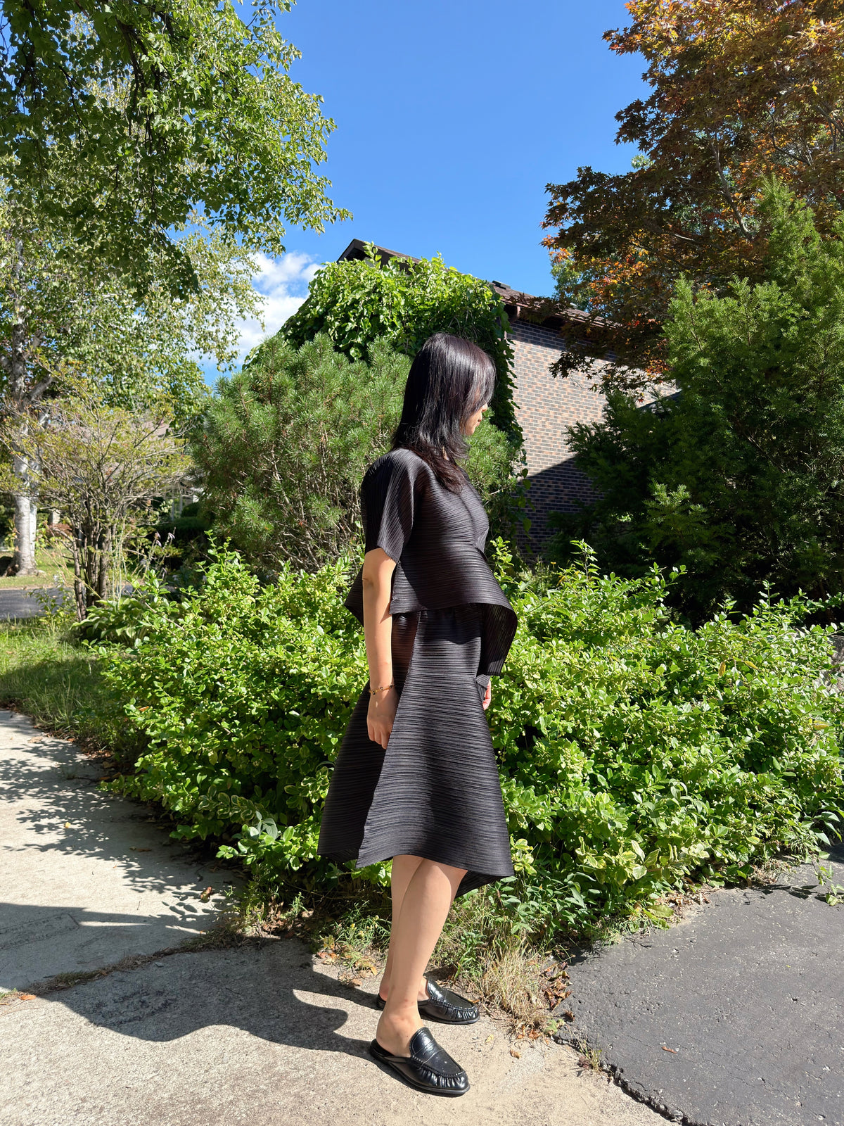 Pleated Draped Skirt (black ,gray)