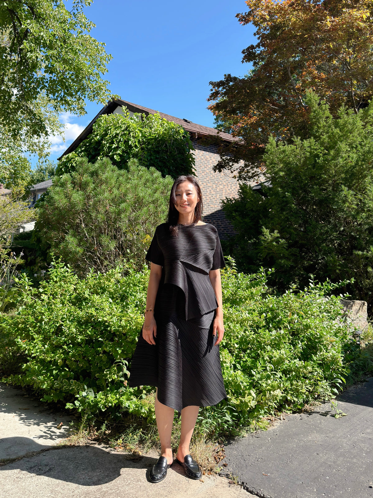 Pleated Draped Top (black ,gray)