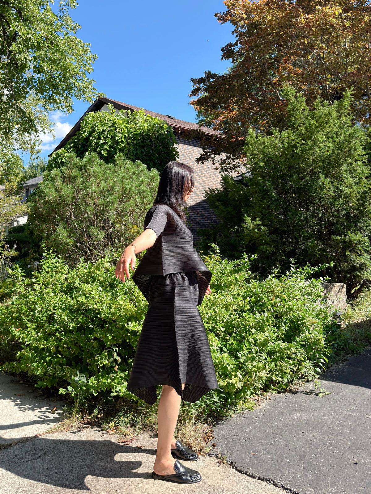 Pleated Draped Top (black ,gray)