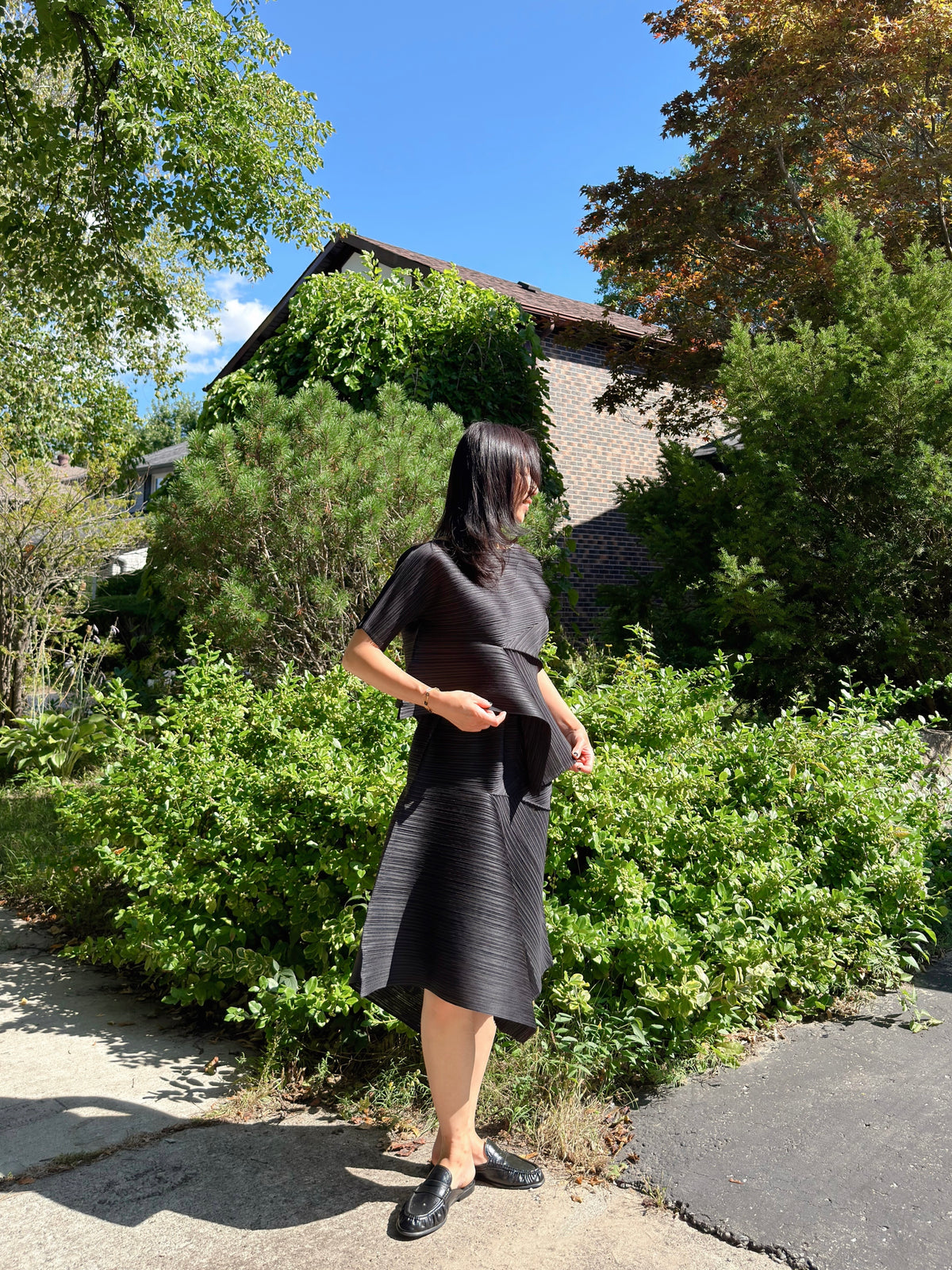 Pleated Draped Top (black ,gray)