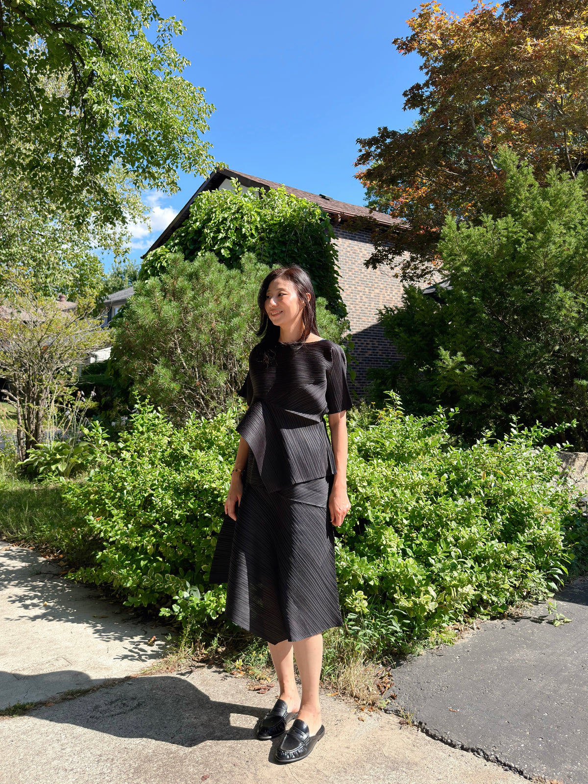 Pleated Draped Top (black ,gray)