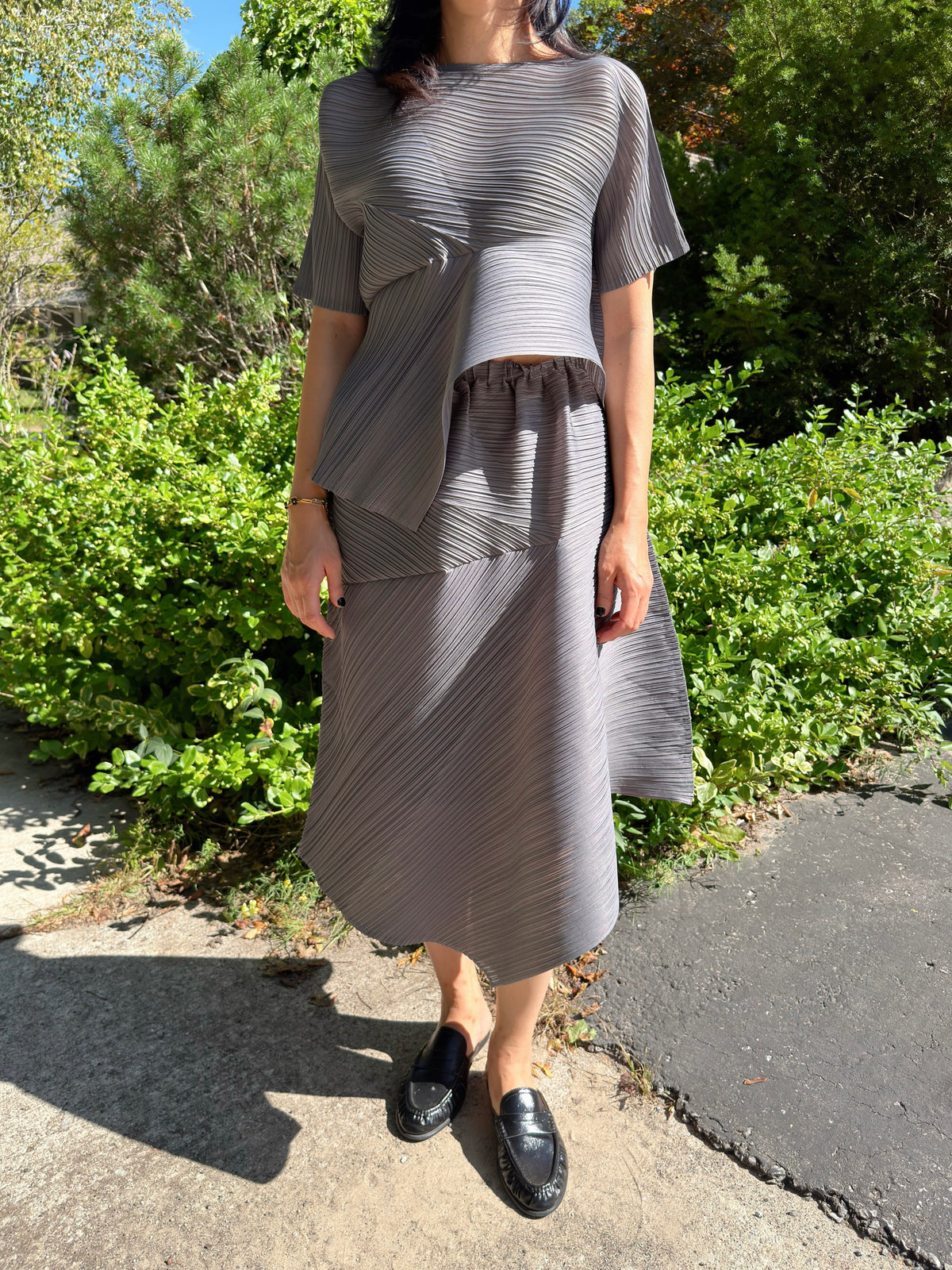 Pleated Draped Top (black ,gray)