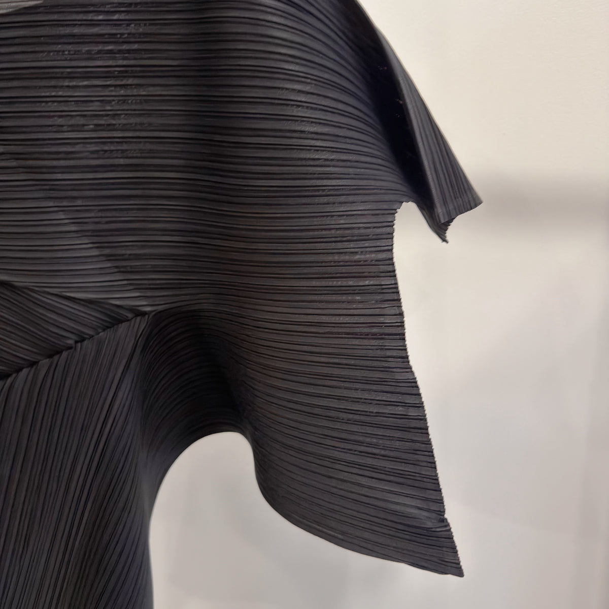 Pleated Draped Top (black ,gray)