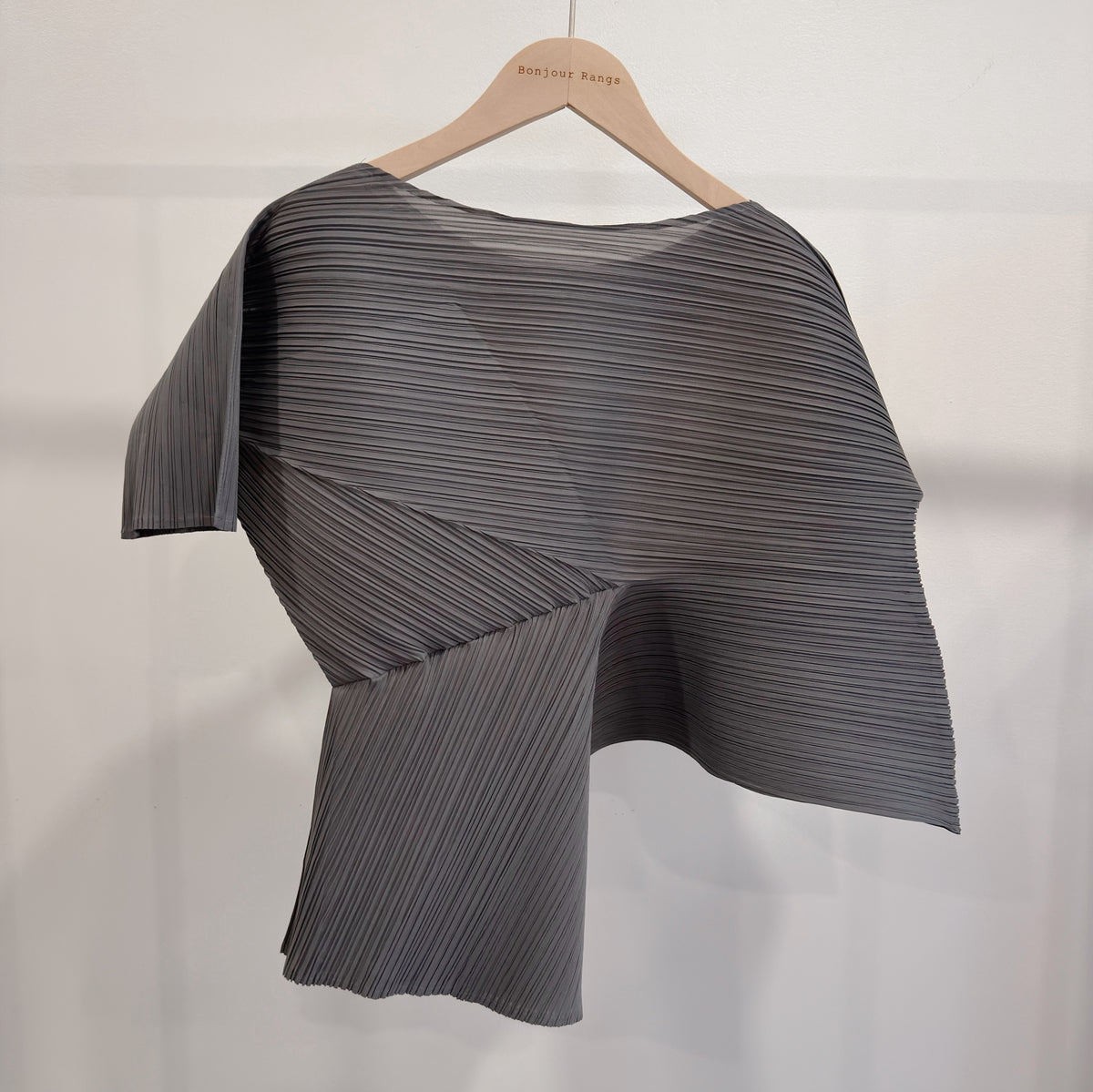 Pleated Draped Top (black ,gray)