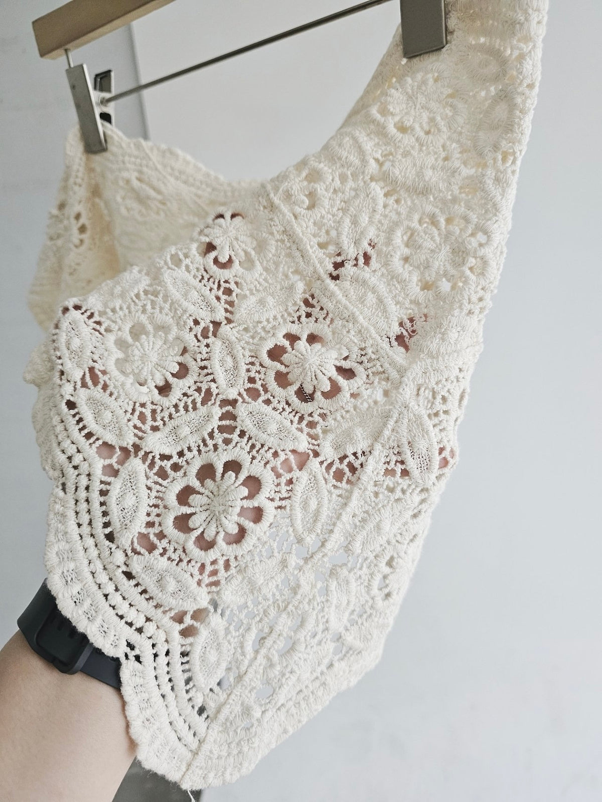 CROCHET LACE SHAWL
