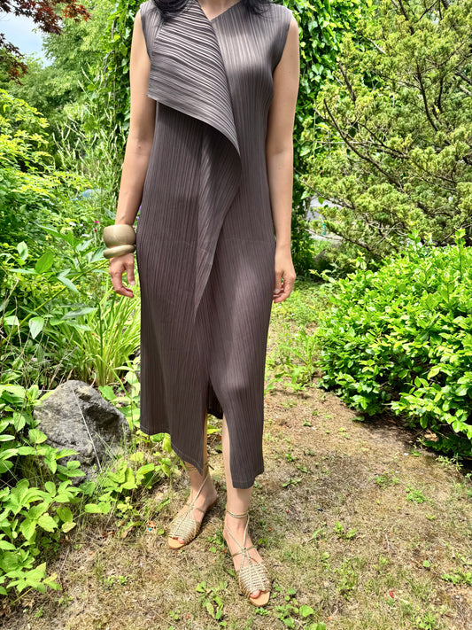 Pleated Wrap Layered Dress (brown, beige, black)