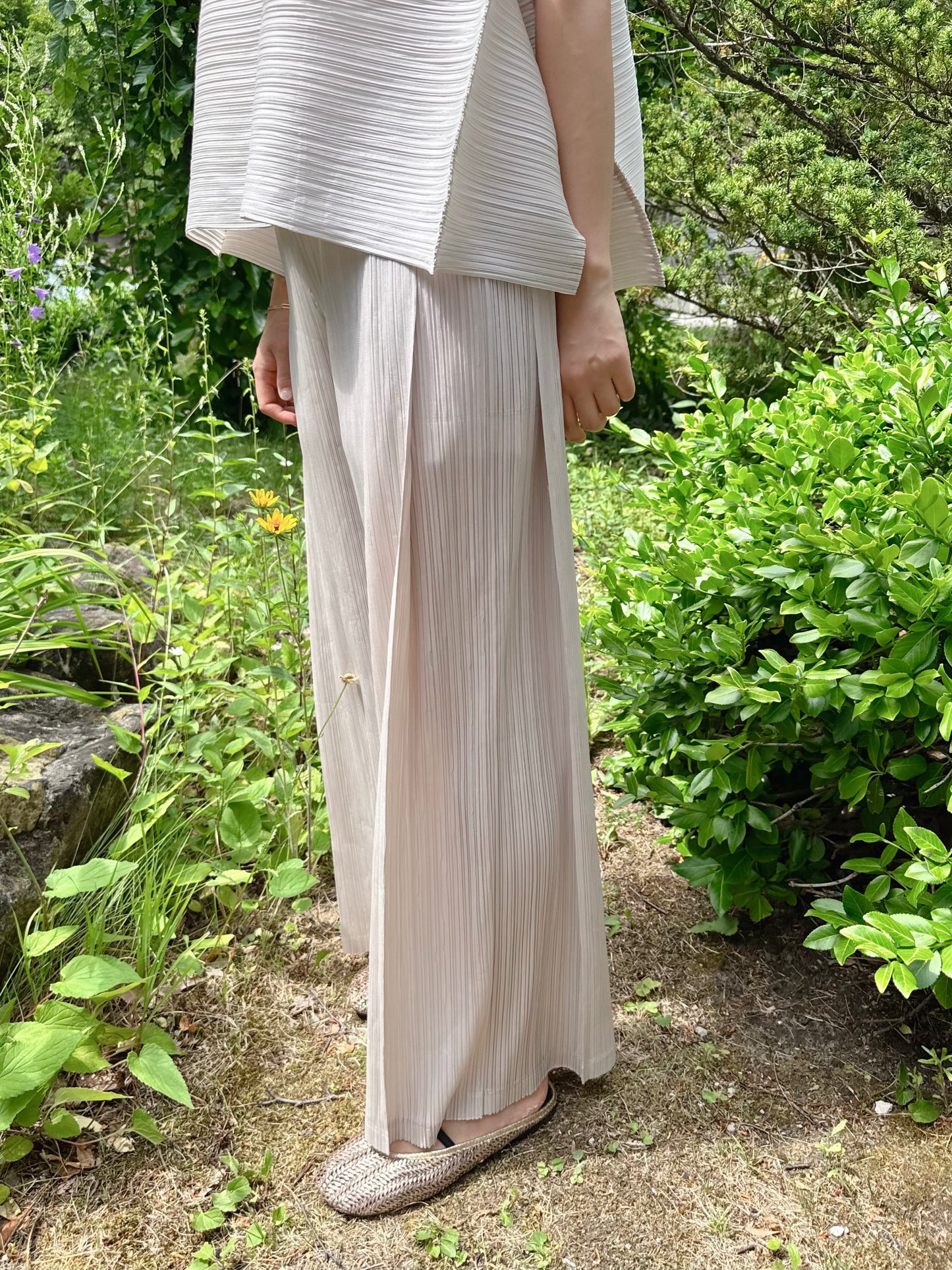 PLEATS STRAIGHT WIDE PANTS ( ivory, gray, black)