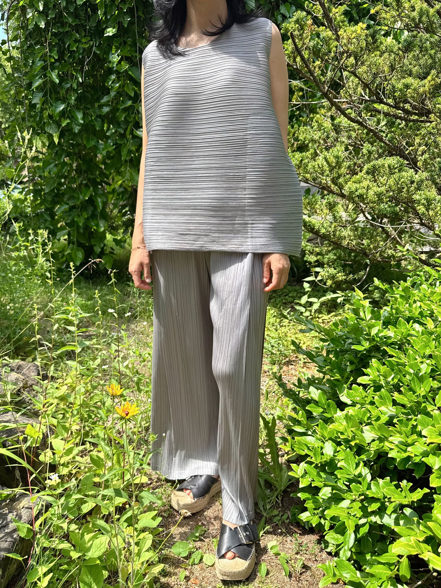PLEATS STRAIGHT WIDE PANTS ( ivory, gray, black)