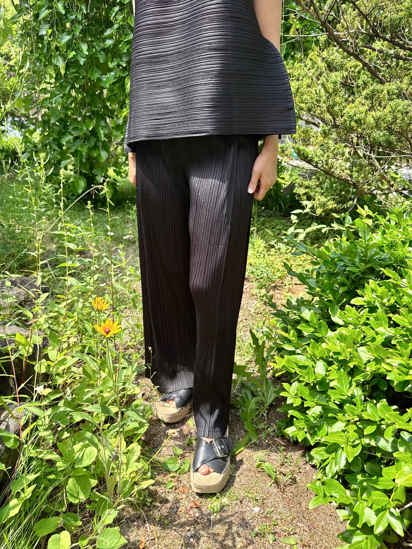 PLEATS STRAIGHT WIDE PANTS ( ivory, gray, black)