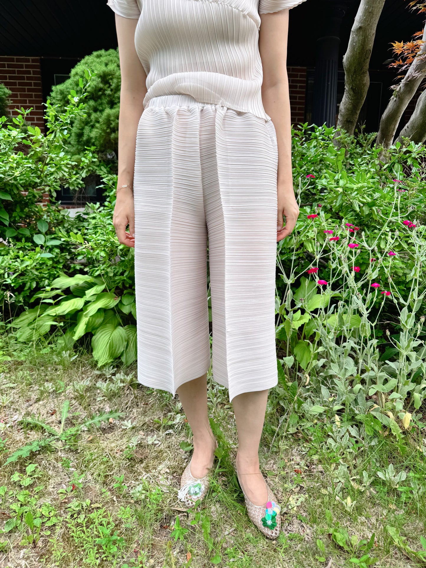Pleated Wide Cropped Pants (ivory, beige, black)