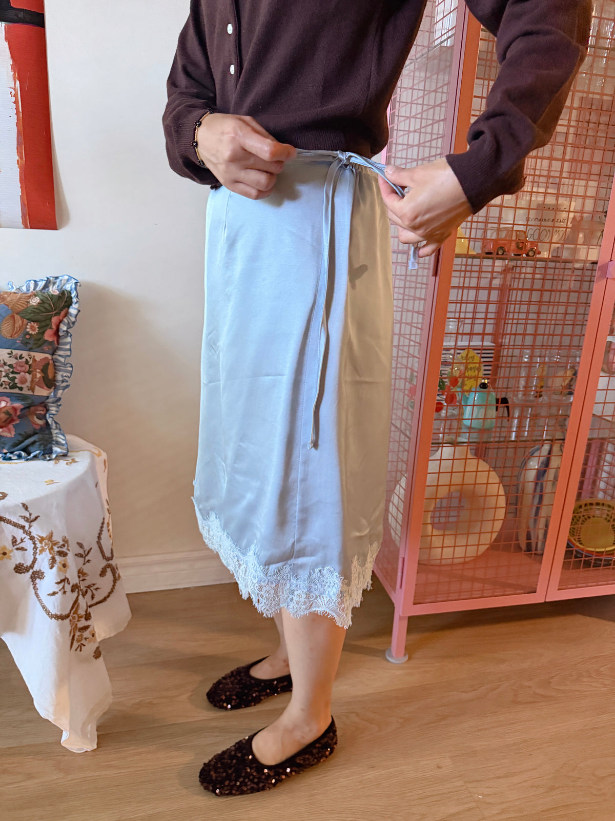 LACE SATIN WRAP SKIRT (blue,green,pink)