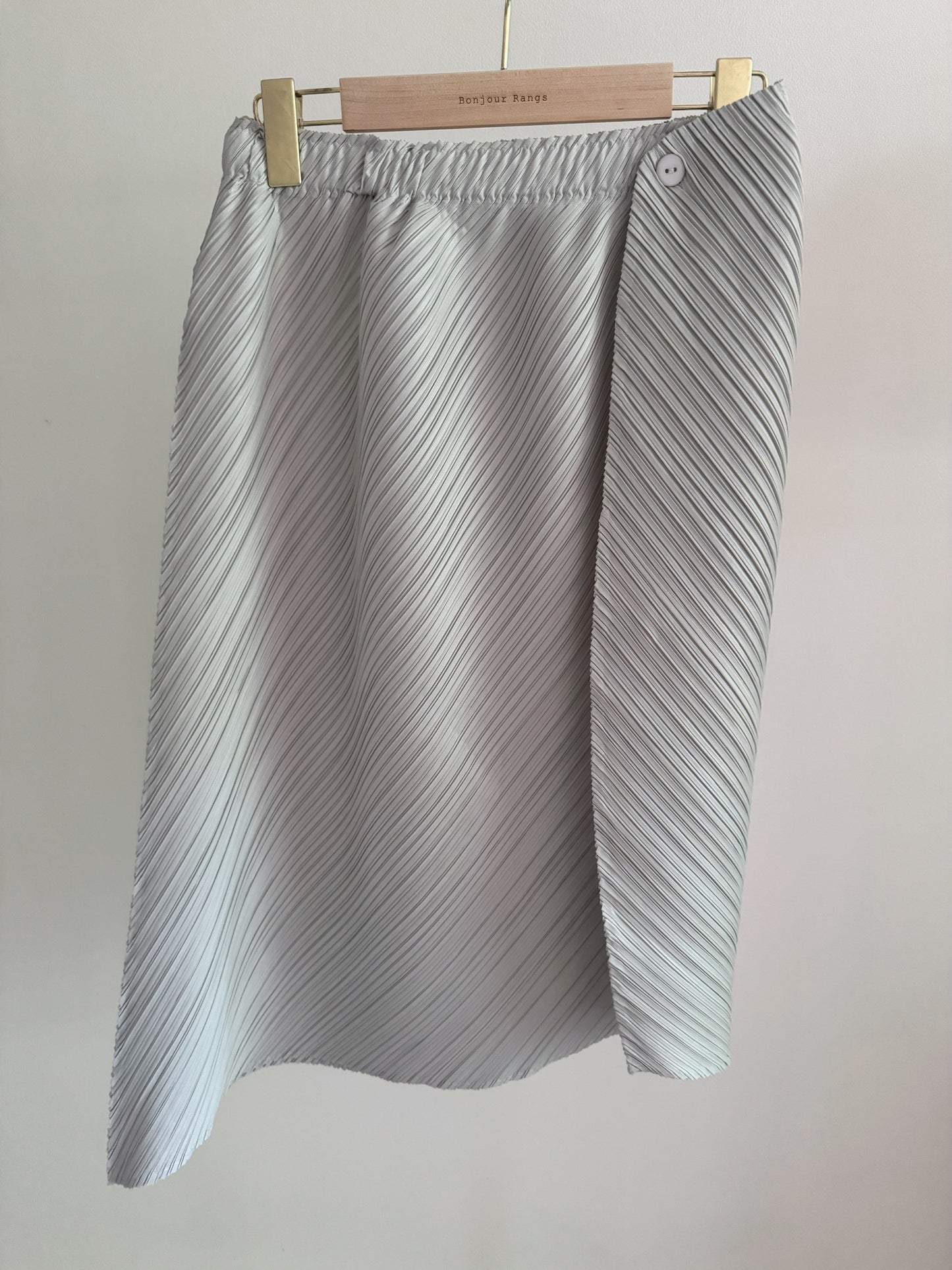Button Wrap Pleated Midi Skirt( Silver, Black)