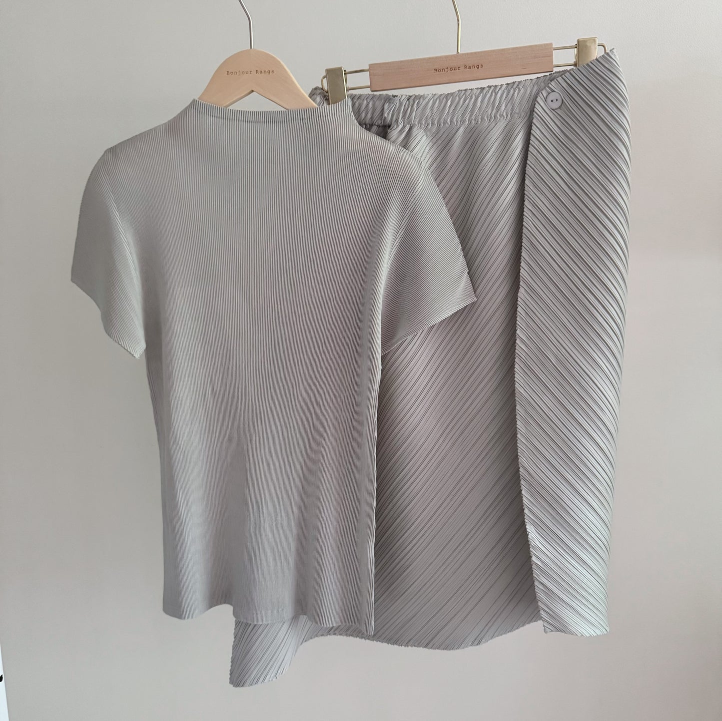 MIST short sleeve tops (Silver,Lavender, Lemon, Lime, Khaki ,Pink)