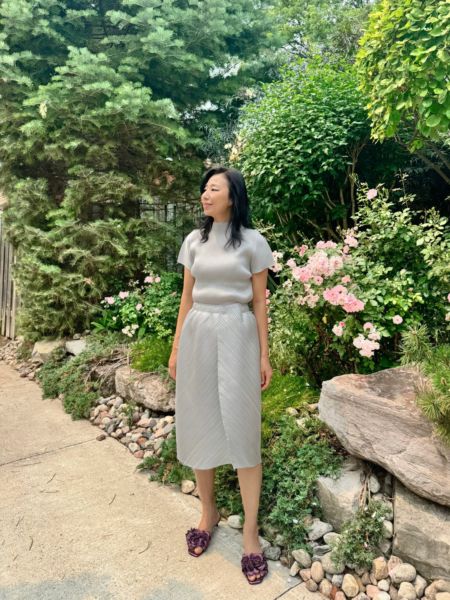 Button Wrap Pleated Midi Skirt( Silver, Black)