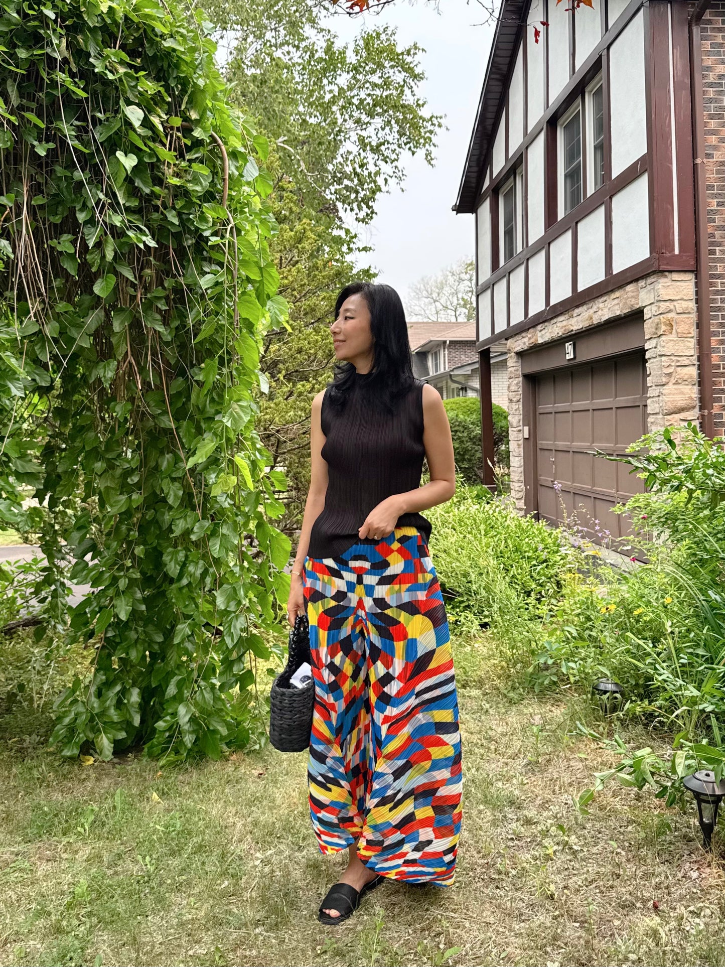 Abstract Pleated Balloon Pants