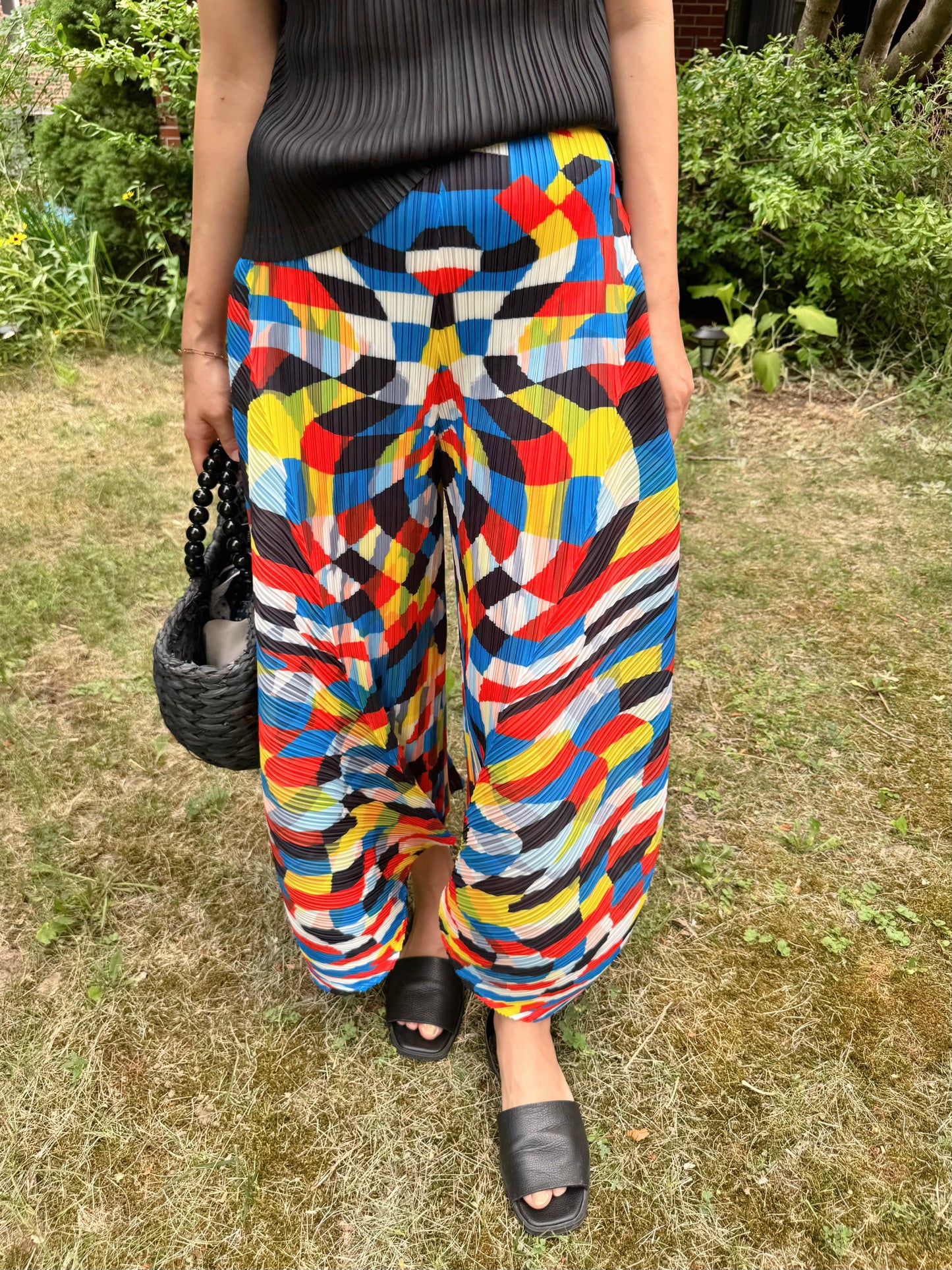 Abstract Pleated Balloon Pants