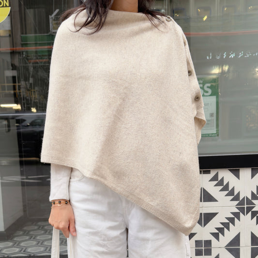 LAMB WOOL BUTTON PONCHO (Ivory, Navy)