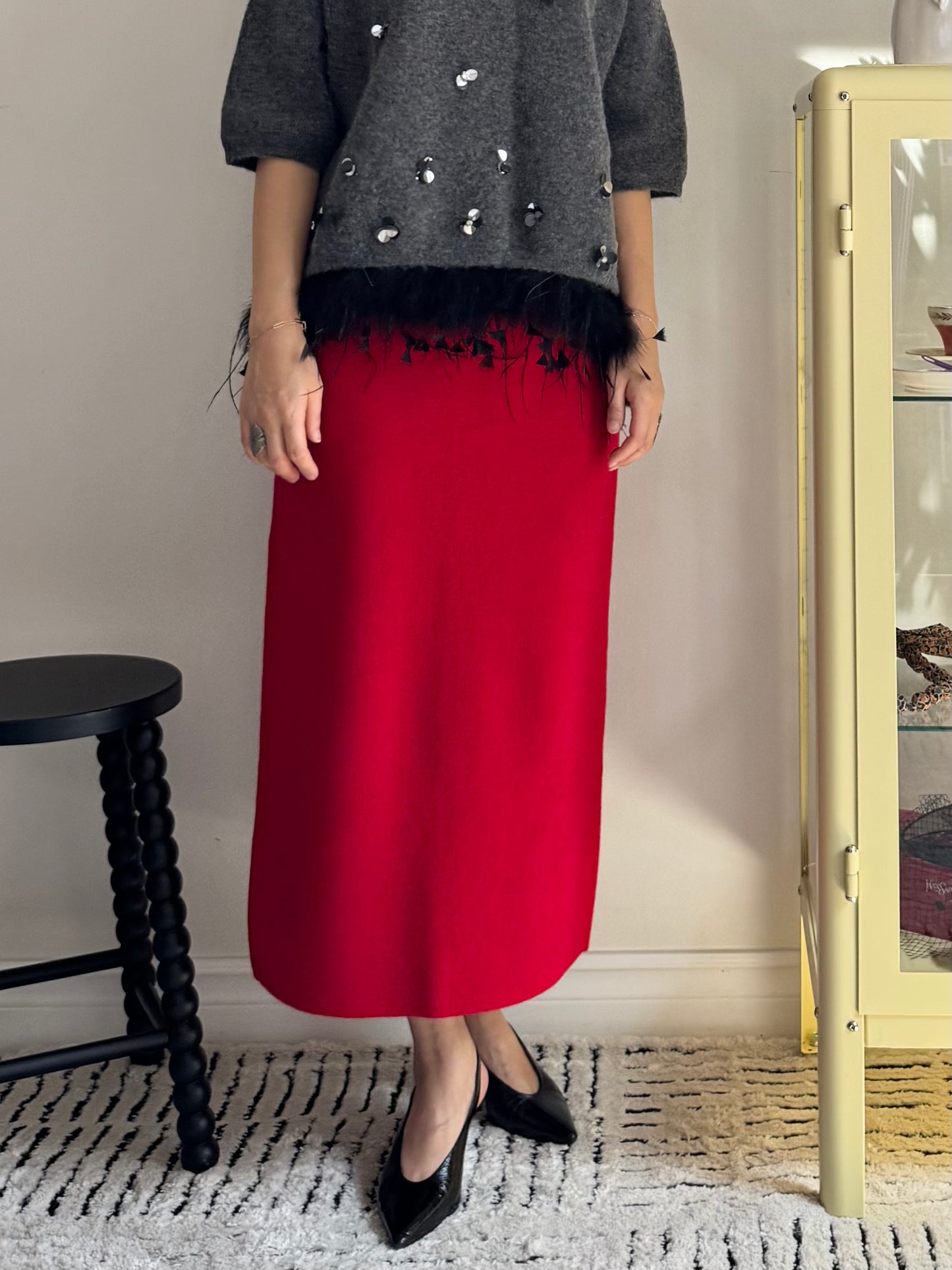 Wool Pencil Skirt (red, black)
