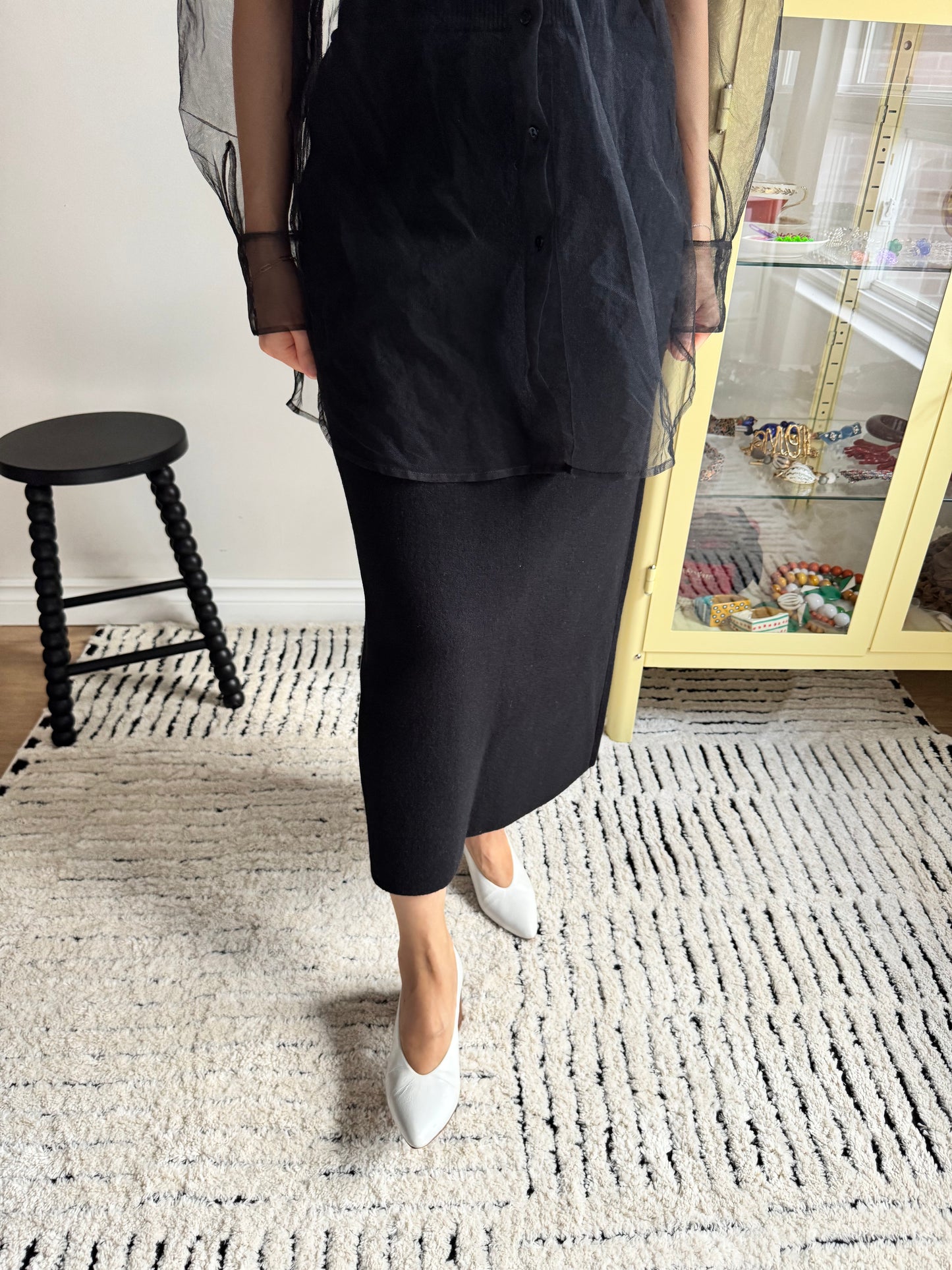 Wool Pencil Skirt (red, black)
