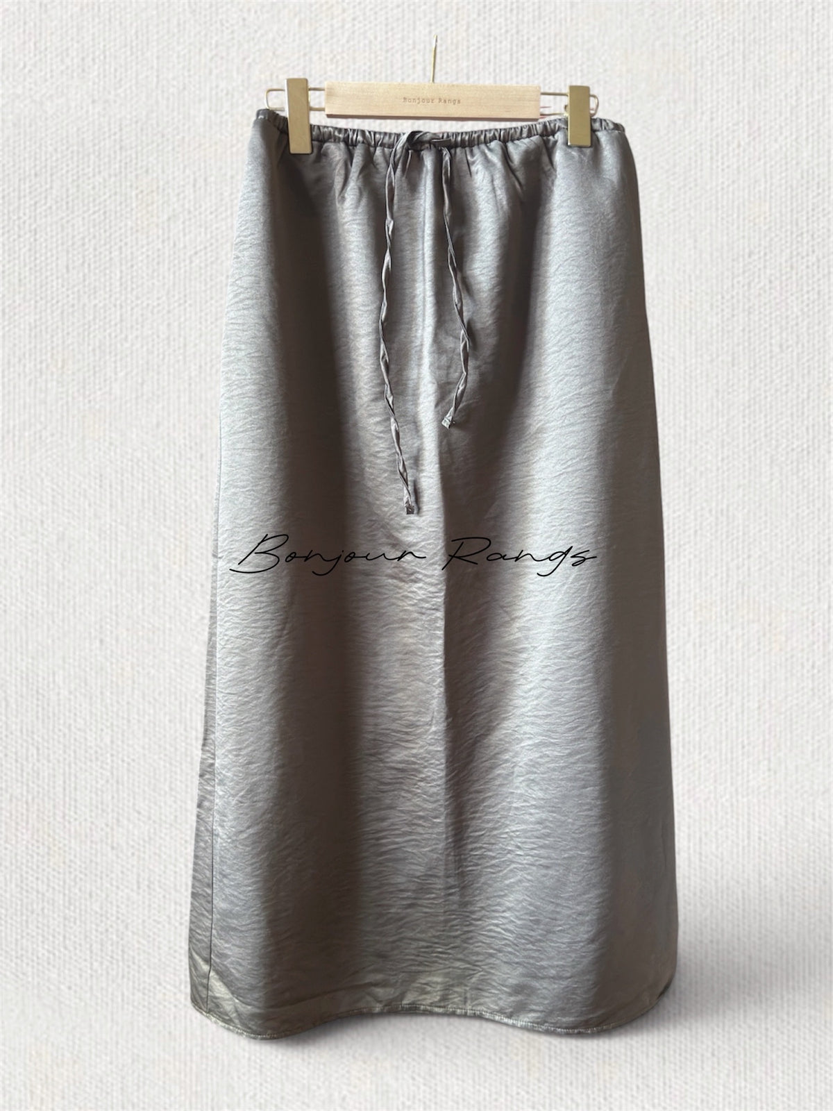 CRINKLE DRAWSTRING LONG SKIRT(Beige, Charcoal)